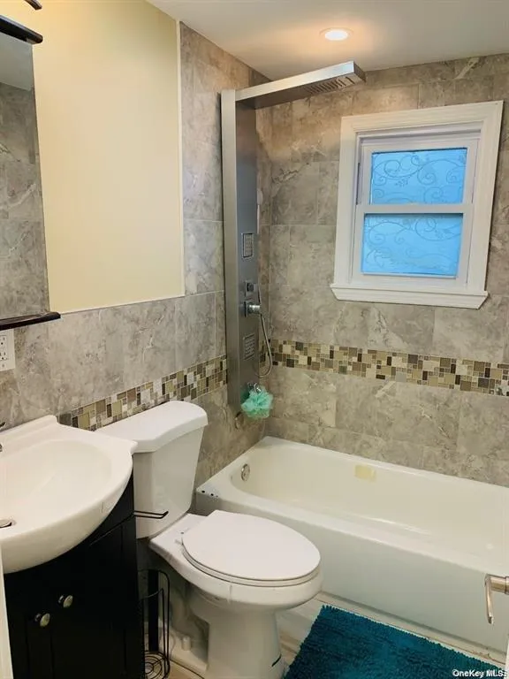 23 Ginny Lane, Oyster Bay, NY, 5 Bedrooms Bedrooms, 10 Rooms Rooms,2 BathroomsBathrooms,Residential Lease,For Rent,Ginny,0,982578 23 Ginny Lane, Oyster Bay, NY, 5 Bedrooms Bedrooms, 10 Rooms Rooms,2 BathroomsBathrooms,Residential Lease,For Rent,Ginny,0,982578