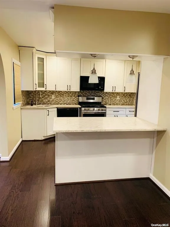 23 Ginny Lane, Oyster Bay, NY, 5 Bedrooms Bedrooms, 10 Rooms Rooms,2 BathroomsBathrooms,Residential Lease,For Rent,Ginny,0,982578 23 Ginny Lane, Oyster Bay, NY, 5 Bedrooms Bedrooms, 10 Rooms Rooms,2 BathroomsBathrooms,Residential Lease,For Rent,Ginny,0,982578