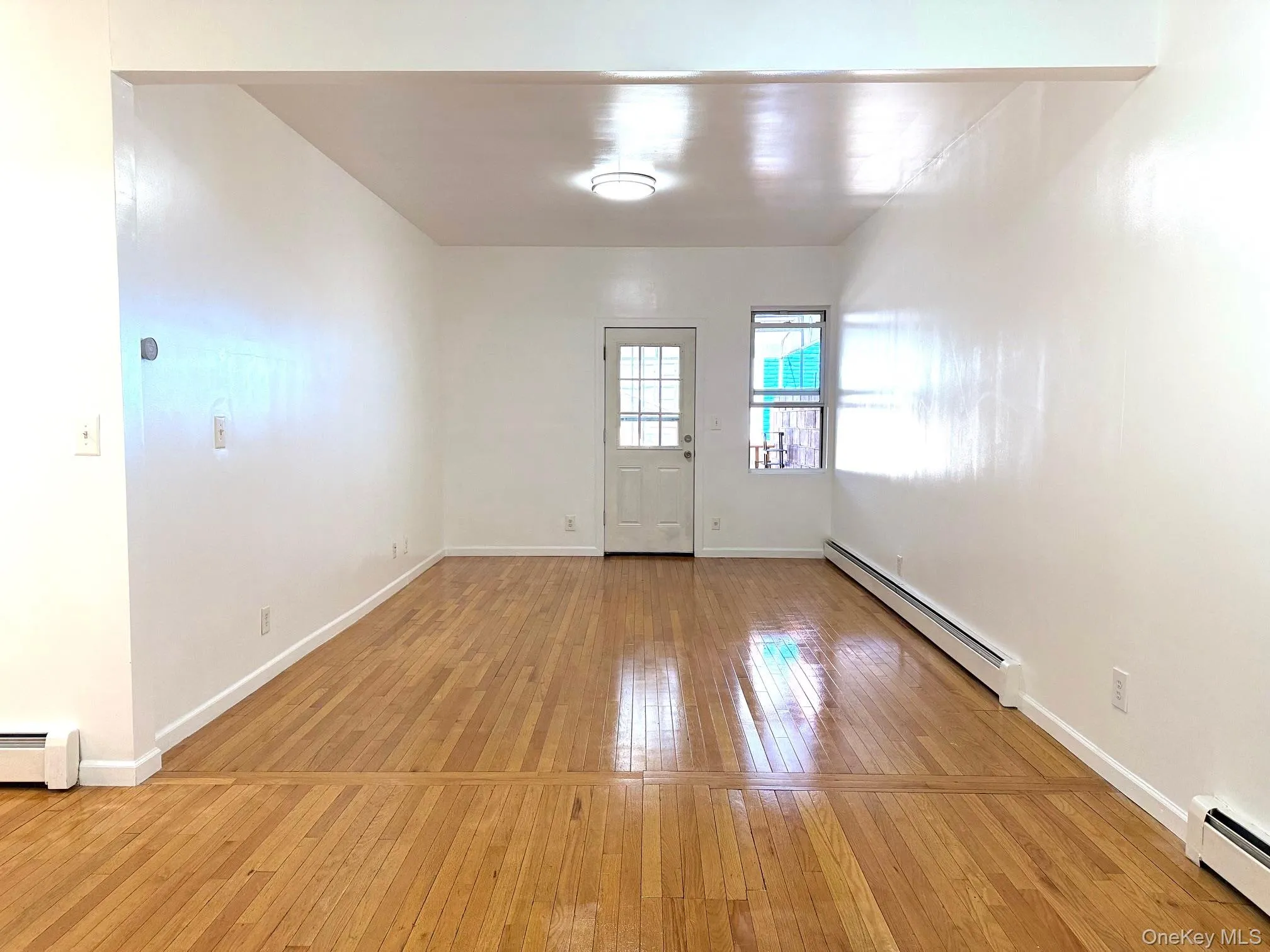 235 Starr Street, New York, NY, 1 Bedroom Bedrooms, 6 Rooms Rooms,1 BathroomBathrooms,Residential Lease,For Rent,Starr,0,982590 235 Starr Street, New York, NY, 1 Bedroom Bedrooms, 6 Rooms Rooms,1 BathroomBathrooms,Residential Lease,For Rent,Starr,0,982590