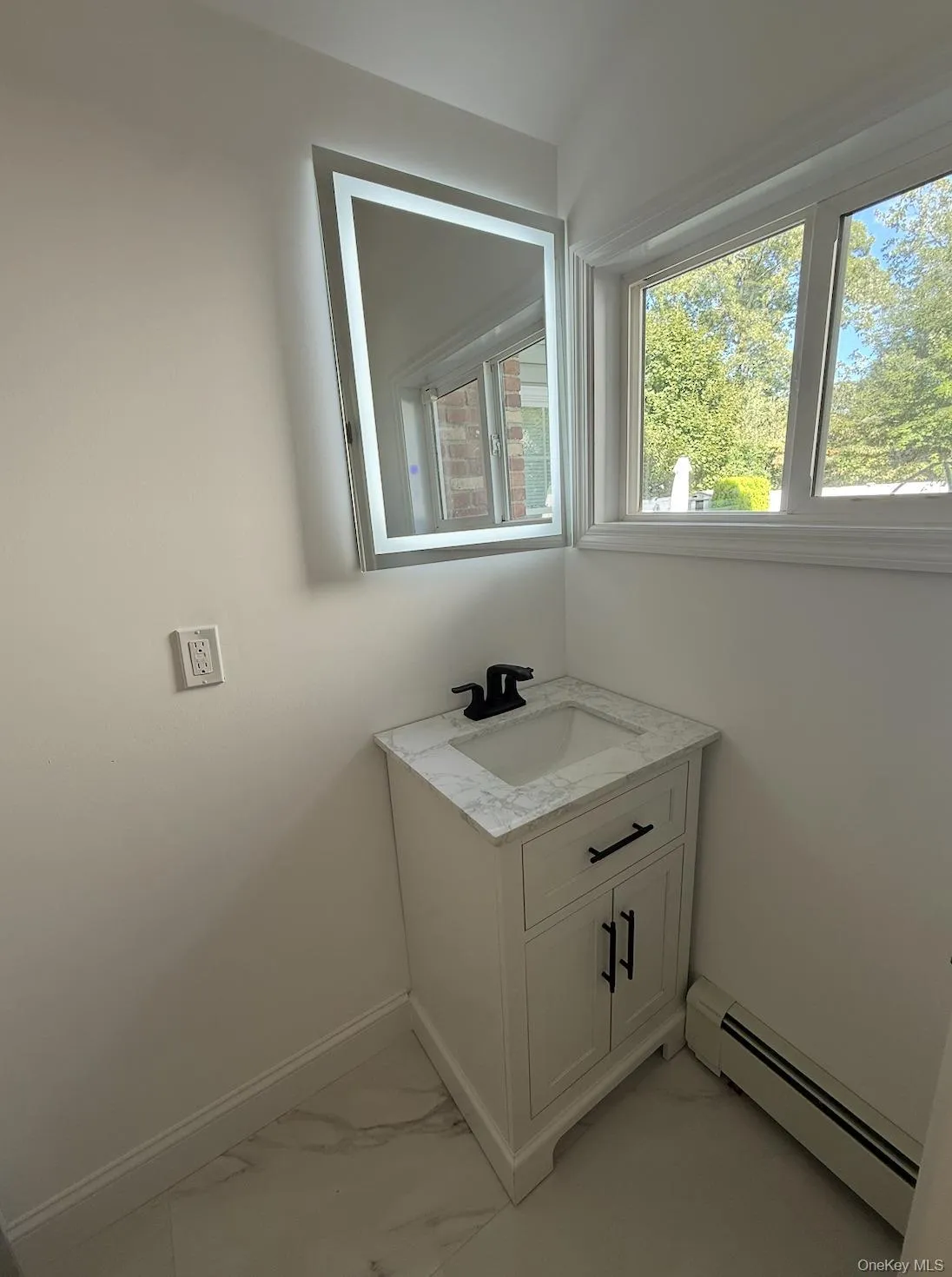 175 Richmond Boulevard, Islip, NY, 2 Bedroom Bedrooms, 5 Room Rooms,2 BathroomBathrooms,Residential Lease,For Rent,Richmond,0,982609 175 Richmond Boulevard, Islip, NY, 2 Bedroom Bedrooms, 5 Room Rooms,2 BathroomBathrooms,Residential Lease,For Rent,Richmond,0,982609