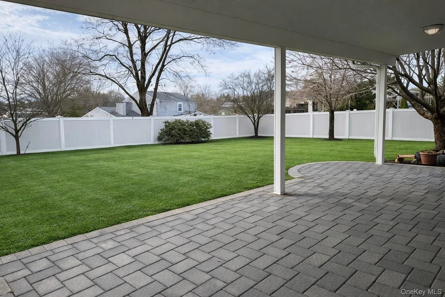 18 Strathmore Village Drive, Brookhaven, NY, 3 Bedrooms Bedrooms, 8 Rooms Rooms,2 BathroomsBathrooms,Residential Lease,For Rent,Strathmore Village,0,982630 18 Strathmore Village Drive, Brookhaven, NY, 3 Bedrooms Bedrooms, 8 Rooms Rooms,2 BathroomsBathrooms,Residential Lease,For Rent,Strathmore Village,0,982630