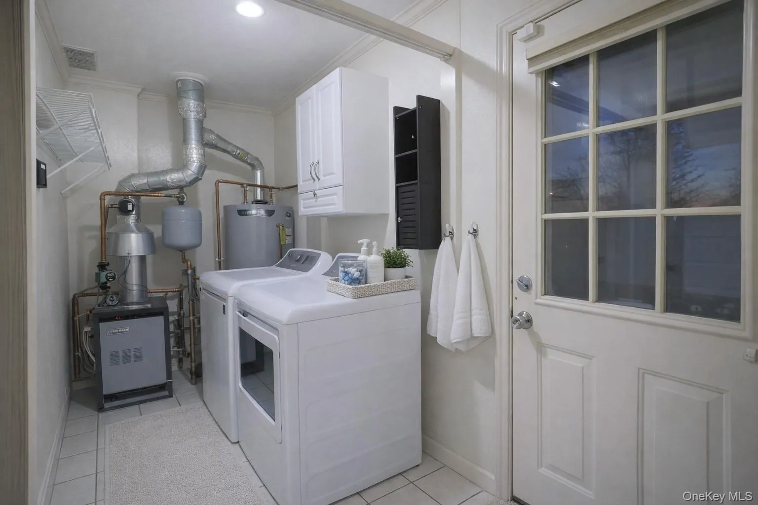 18 Strathmore Village Drive, Brookhaven, NY, 3 Bedrooms Bedrooms, 8 Rooms Rooms,2 BathroomsBathrooms,Residential Lease,For Rent,Strathmore Village,0,982630 18 Strathmore Village Drive, Brookhaven, NY, 3 Bedrooms Bedrooms, 8 Rooms Rooms,2 BathroomsBathrooms,Residential Lease,For Rent,Strathmore Village,0,982630