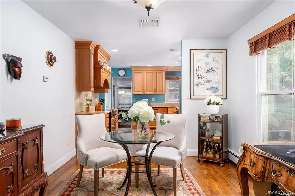 107 Red Oak Court, Brookhaven, NY, 4 Bedrooms Bedrooms, 9 Rooms Rooms,2 BathroomsBathrooms,Residential,For Rent,Red Oak,0,982631 107 Red Oak Court, Brookhaven, NY, 4 Bedrooms Bedrooms, 9 Rooms Rooms,2 BathroomsBathrooms,Residential,For Rent,Red Oak,0,982631