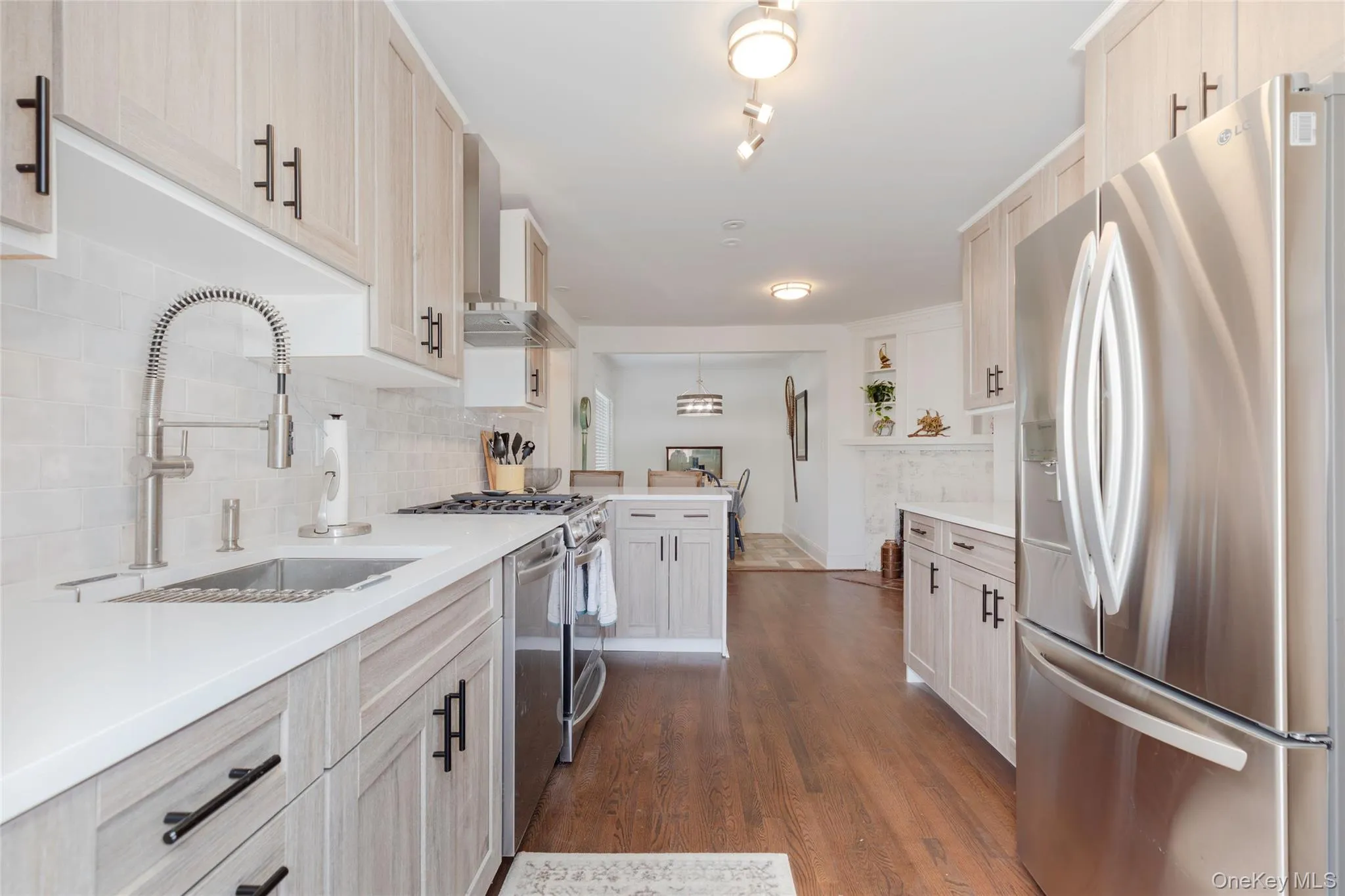 211 Bowne Street, New York, NY, 4 Bedrooms Bedrooms, 9 Rooms Rooms,2 BathroomsBathrooms,Residential,For Rent,Bowne,0,982638 211 Bowne Street, New York, NY, 4 Bedrooms Bedrooms, 9 Rooms Rooms,2 BathroomsBathrooms,Residential,For Rent,Bowne,0,982638