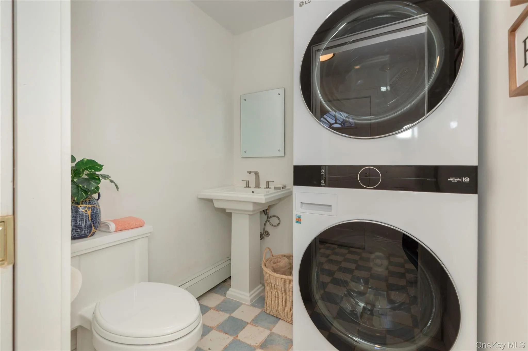 211 Bowne Street, New York, NY, 4 Bedrooms Bedrooms, 9 Rooms Rooms,2 BathroomsBathrooms,Residential,For Rent,Bowne,0,982638 211 Bowne Street, New York, NY, 4 Bedrooms Bedrooms, 9 Rooms Rooms,2 BathroomsBathrooms,Residential,For Rent,Bowne,0,982638