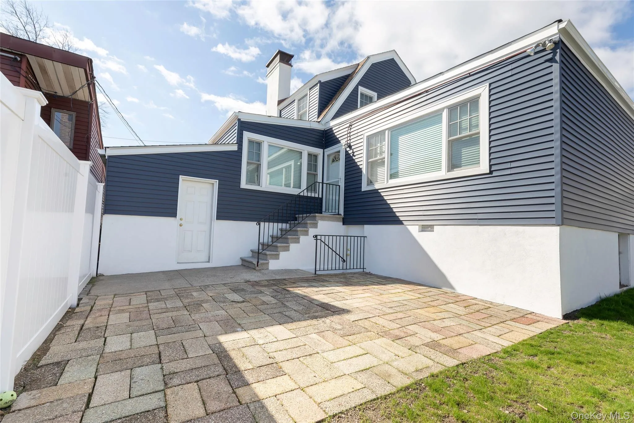 211 Bowne Street, New York, NY, 4 Bedrooms Bedrooms, 9 Rooms Rooms,2 BathroomsBathrooms,Residential,For Rent,Bowne,0,982638 211 Bowne Street, New York, NY, 4 Bedrooms Bedrooms, 9 Rooms Rooms,2 BathroomsBathrooms,Residential,For Rent,Bowne,0,982638