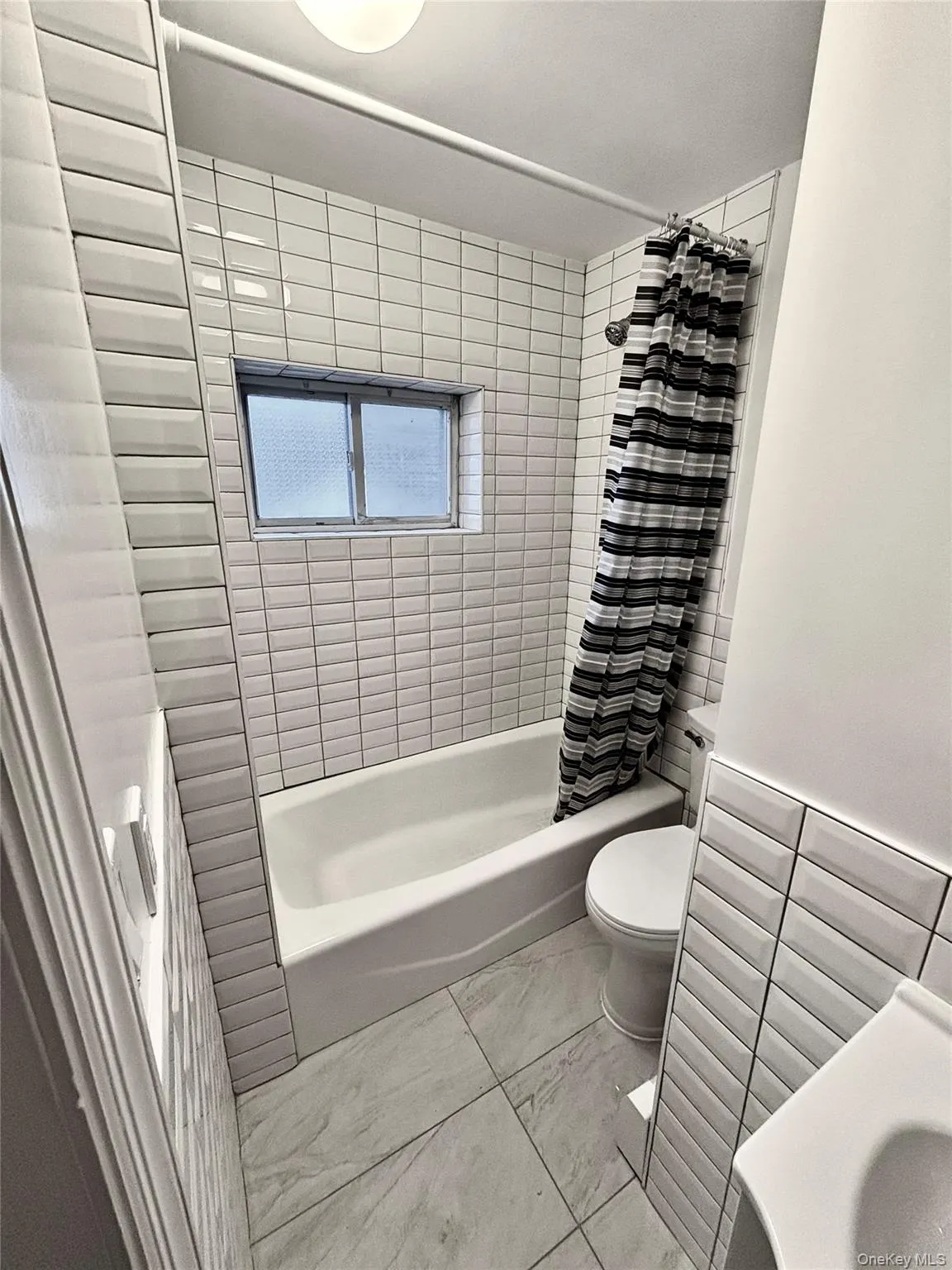 30 Davis Street, Beacon, NY, 1 Bedroom Bedrooms, 4 Rooms Rooms,1 BathroomBathrooms,Residential Lease,For Rent,Davis,0,982670 30 Davis Street, Beacon, NY, 1 Bedroom Bedrooms, 4 Rooms Rooms,1 BathroomBathrooms,Residential Lease,For Rent,Davis,0,982670