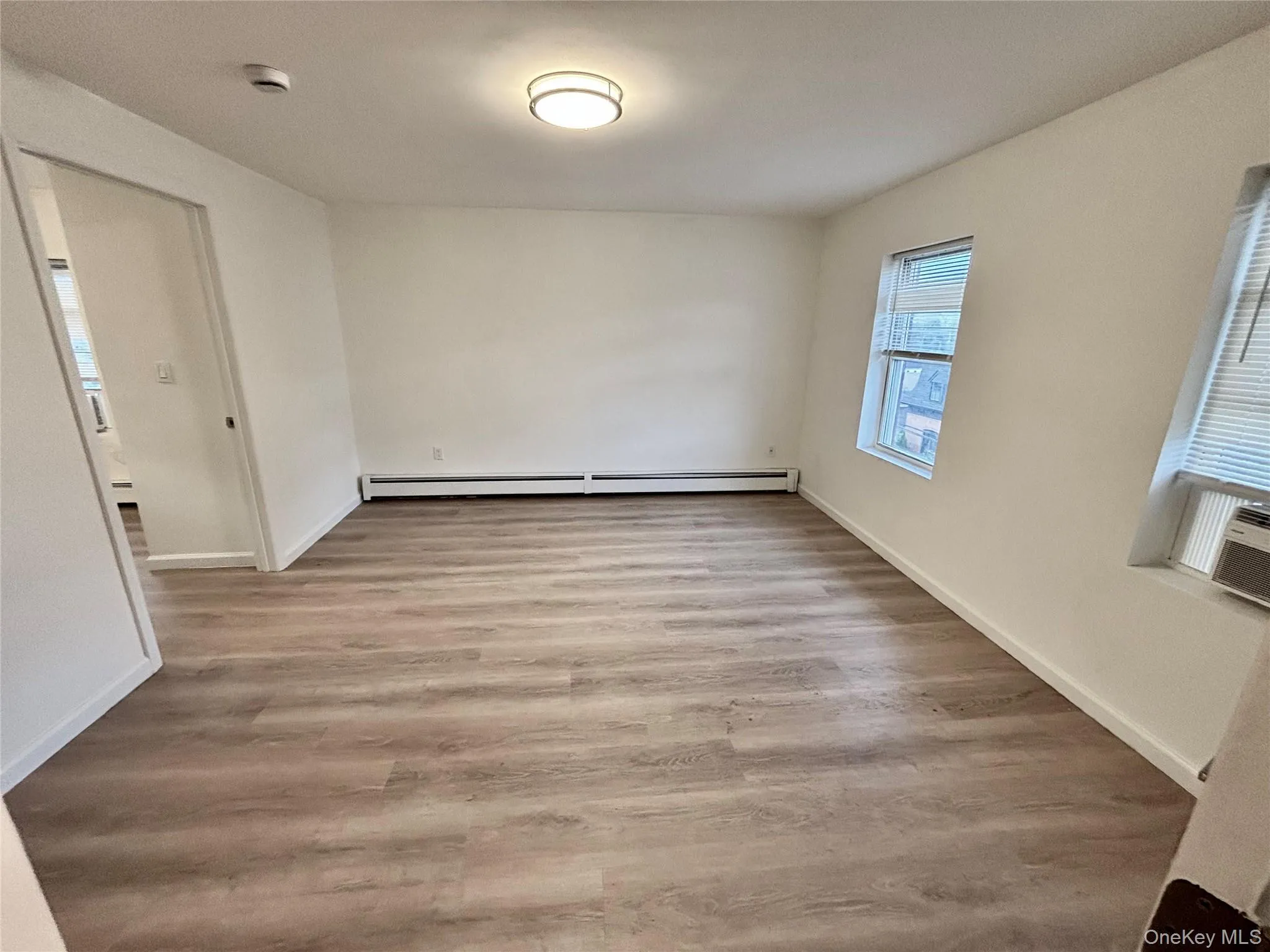 30 Davis Street, Beacon, NY, 1 Bedroom Bedrooms, 4 Rooms Rooms,1 BathroomBathrooms,Residential Lease,For Rent,Davis,0,982670 30 Davis Street, Beacon, NY, 1 Bedroom Bedrooms, 4 Rooms Rooms,1 BathroomBathrooms,Residential Lease,For Rent,Davis,0,982670
