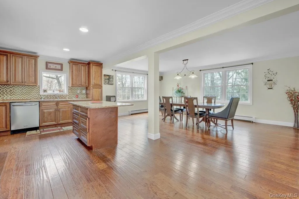 75 Airmont Road, Ramapo, NY, 4 Bedrooms Bedrooms, 10 Rooms Rooms,3 BathroomsBathrooms,Residential,For Rent,Airmont,0,982673 75 Airmont Road, Ramapo, NY, 4 Bedrooms Bedrooms, 10 Rooms Rooms,3 BathroomsBathrooms,Residential,For Rent,Airmont,0,982673