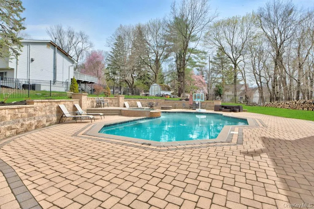 75 Airmont Road, Ramapo, NY, 4 Bedrooms Bedrooms, 10 Rooms Rooms,3 BathroomsBathrooms,Residential,For Rent,Airmont,0,982673 75 Airmont Road, Ramapo, NY, 4 Bedrooms Bedrooms, 10 Rooms Rooms,3 BathroomsBathrooms,Residential,For Rent,Airmont,0,982673