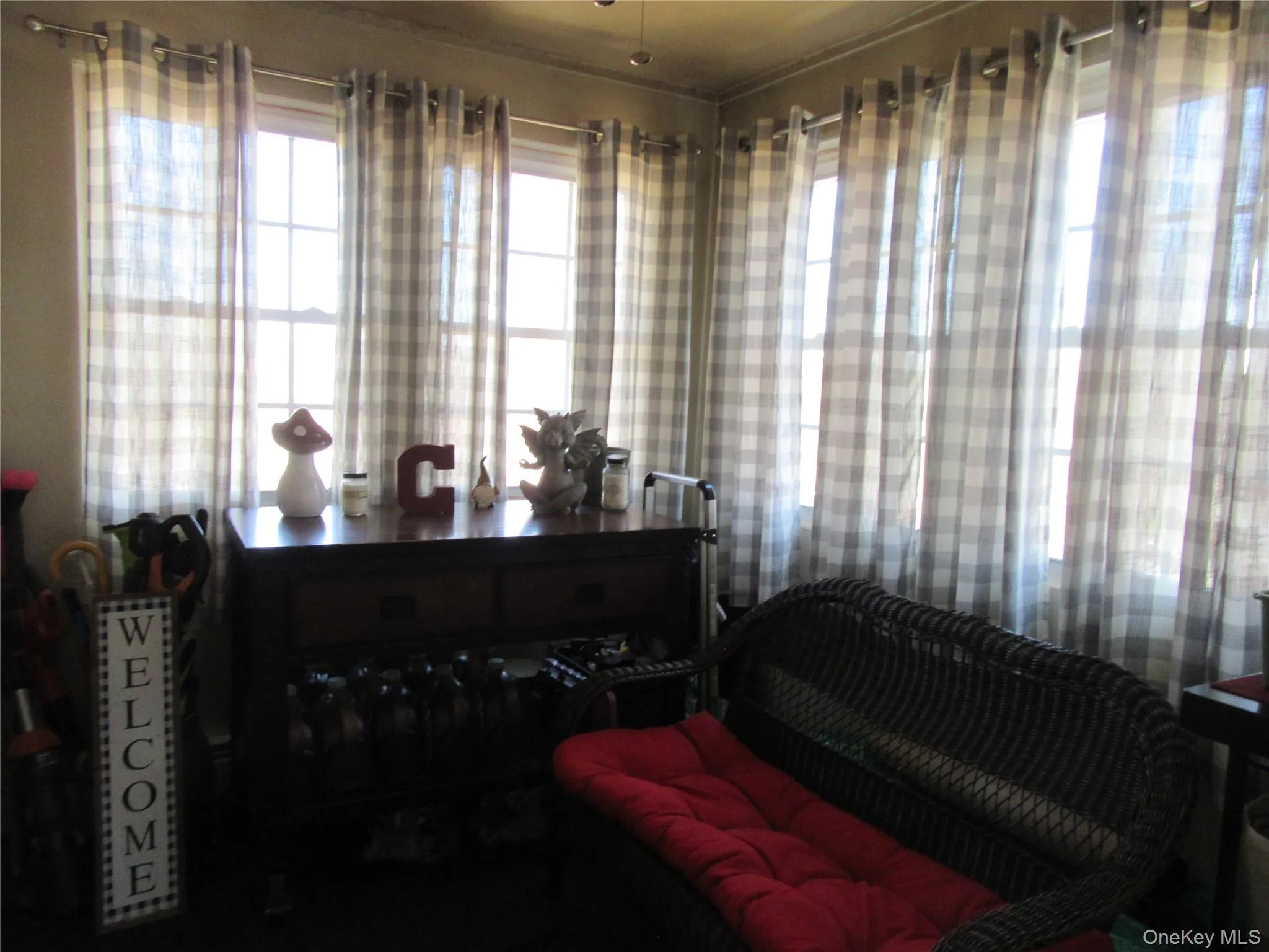 28 Laurel Trail, Blooming Grove, NY, 3 Bedrooms Bedrooms, 5 Rooms Rooms,1 BathroomBathrooms,Residential,For Rent,Laurel,0,982684 28 Laurel Trail, Blooming Grove, NY, 3 Bedrooms Bedrooms, 5 Rooms Rooms,1 BathroomBathrooms,Residential,For Rent,Laurel,0,982684