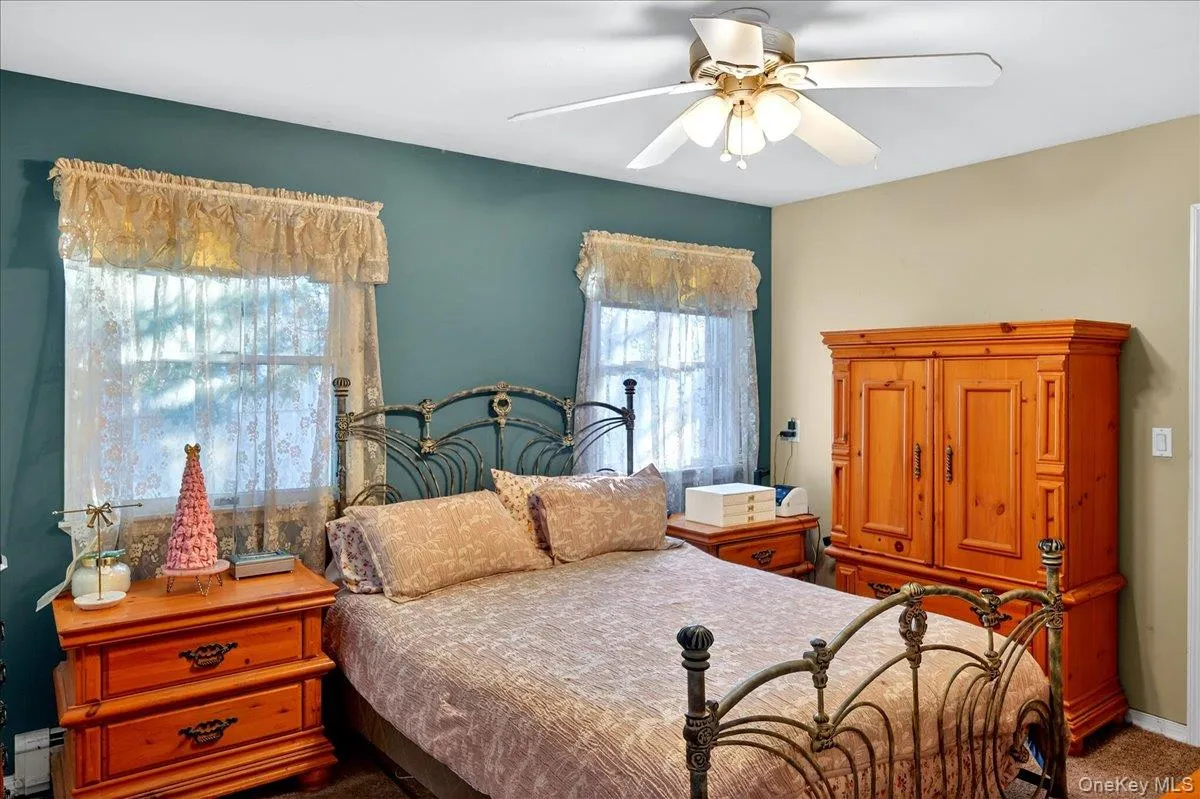 2 Pike Street, Brookhaven, NY, 3 Bedrooms Bedrooms, 5 Rooms Rooms,1 BathroomBathrooms,Residential,For Rent,Pike,0,982688 2 Pike Street, Brookhaven, NY, 3 Bedrooms Bedrooms, 5 Rooms Rooms,1 BathroomBathrooms,Residential,For Rent,Pike,0,982688