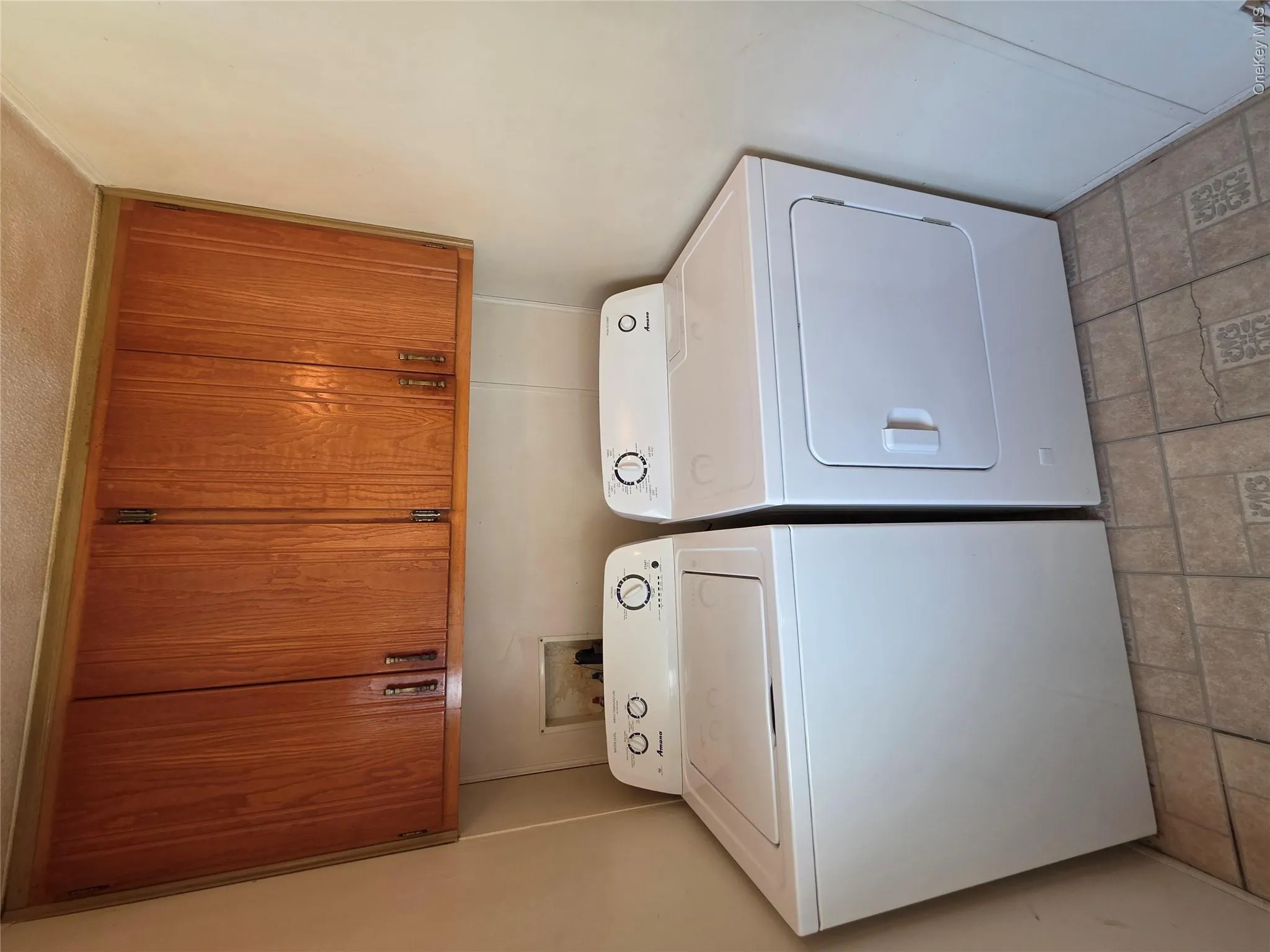 6 Short Lane, Hyde Park, NY, 2 Bedrooms Bedrooms, 5 Rooms Rooms,2 BathroomsBathrooms,Residential Sale,For Rent,Short,0,982689 6 Short Lane, Hyde Park, NY, 2 Bedrooms Bedrooms, 5 Rooms Rooms,2 BathroomsBathrooms,Residential Sale,For Rent,Short,0,982689
