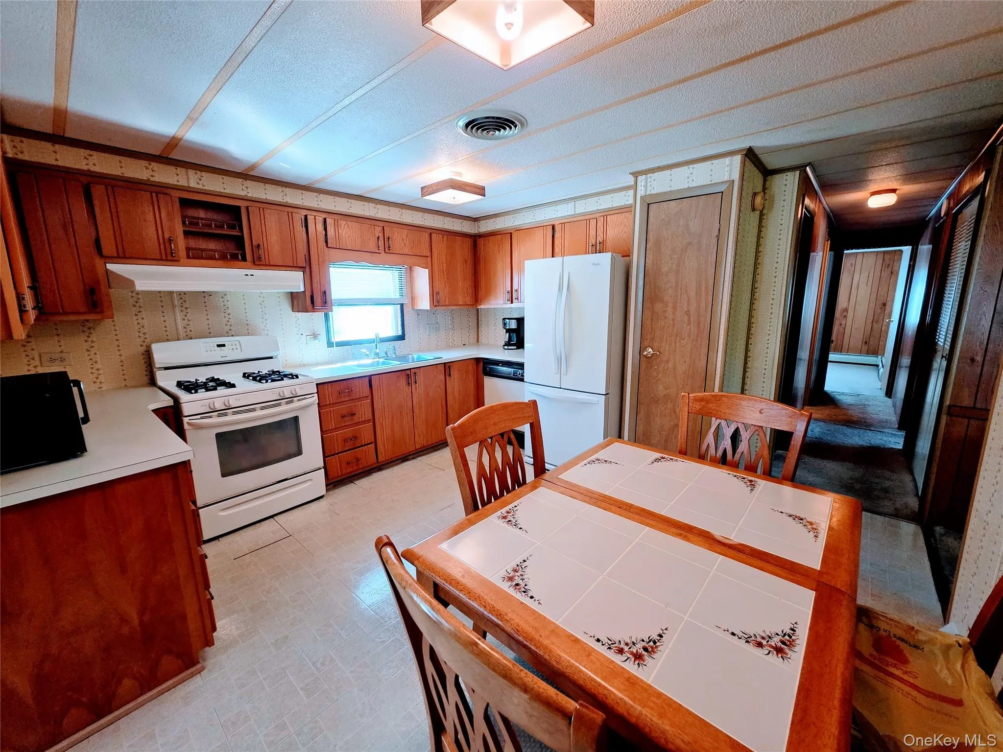 6 Short Lane, Hyde Park, NY, 2 Bedrooms Bedrooms, 5 Rooms Rooms,2 BathroomsBathrooms,Residential Sale,For Rent,Short,0,982689 6 Short Lane, Hyde Park, NY, 2 Bedrooms Bedrooms, 5 Rooms Rooms,2 BathroomsBathrooms,Residential Sale,For Rent,Short,0,982689