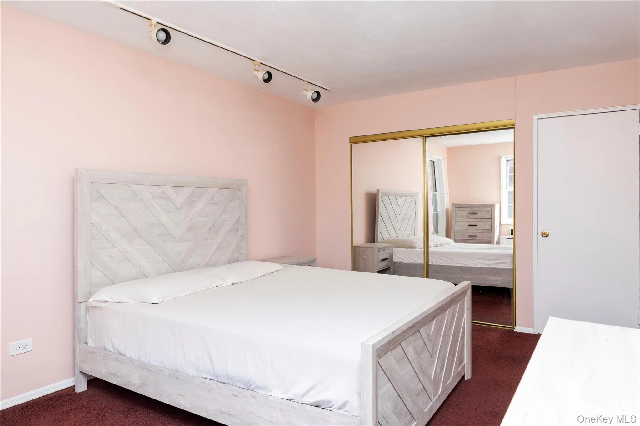 84-39 153rd Avenue, New York, NY, 1 Bedroom Bedrooms, 4 Rooms Rooms,1 BathroomBathrooms,Residential Lease,For Rent,153rd,0,982692 84-39 153rd Avenue, New York, NY, 1 Bedroom Bedrooms, 4 Rooms Rooms,1 BathroomBathrooms,Residential Lease,For Rent,153rd,0,982692