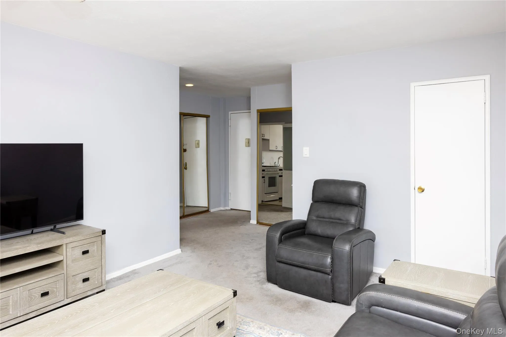 84-39 153rd Avenue, New York, NY, 1 Bedroom Bedrooms, 4 Rooms Rooms,1 BathroomBathrooms,Residential Lease,For Rent,153rd,0,982692 84-39 153rd Avenue, New York, NY, 1 Bedroom Bedrooms, 4 Rooms Rooms,1 BathroomBathrooms,Residential Lease,For Rent,153rd,0,982692