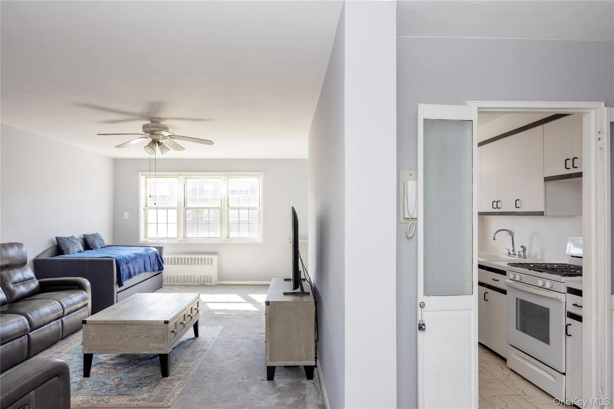 84-39 153rd Avenue, New York, NY, 1 Bedroom Bedrooms, 4 Rooms Rooms,1 BathroomBathrooms,Residential Lease,For Rent,153rd,0,982692 84-39 153rd Avenue, New York, NY, 1 Bedroom Bedrooms, 4 Rooms Rooms,1 BathroomBathrooms,Residential Lease,For Rent,153rd,0,982692