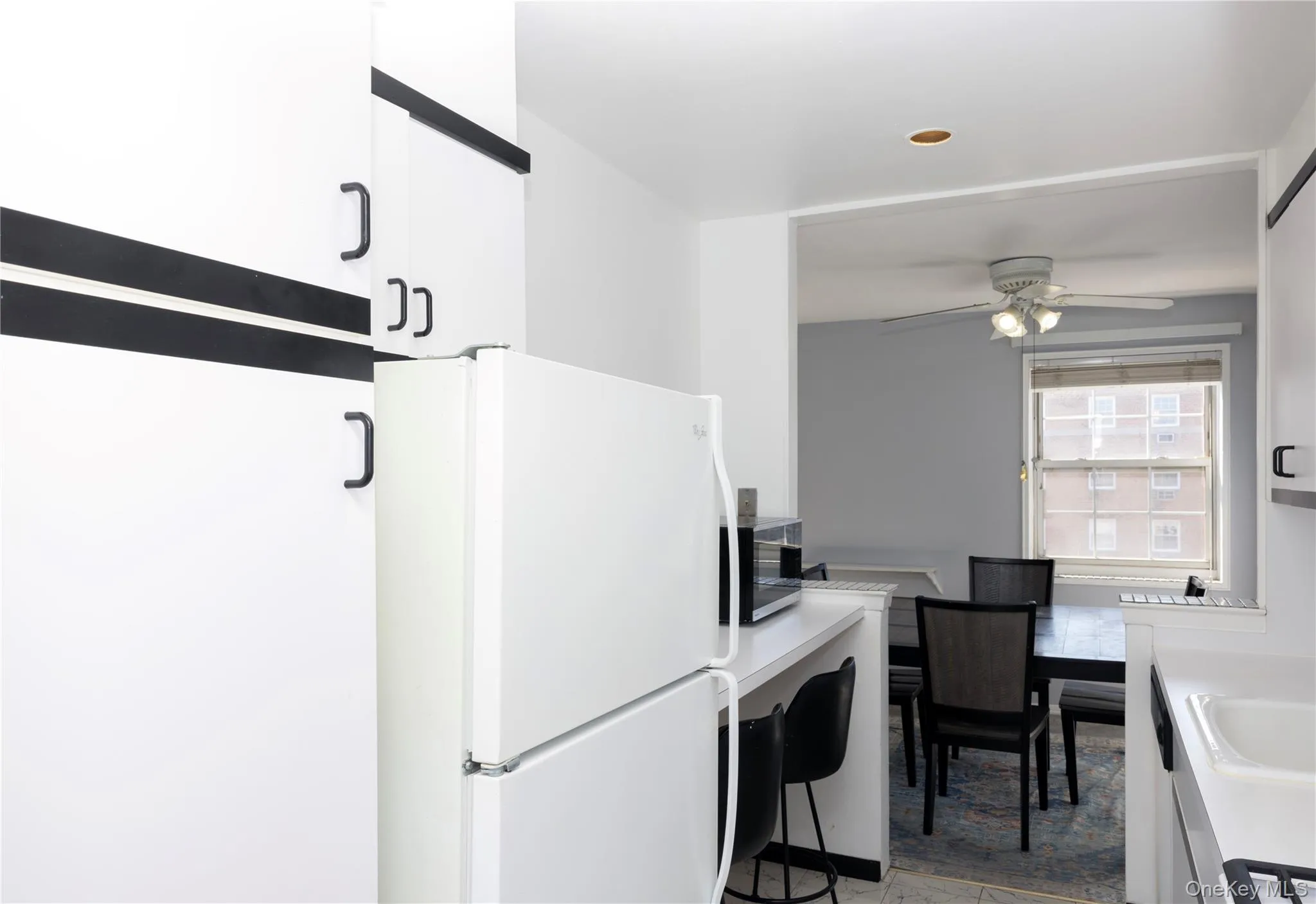 84-39 153rd Avenue, New York, NY, 1 Bedroom Bedrooms, 4 Rooms Rooms,1 BathroomBathrooms,Residential Lease,For Rent,153rd,0,982692 84-39 153rd Avenue, New York, NY, 1 Bedroom Bedrooms, 4 Rooms Rooms,1 BathroomBathrooms,Residential Lease,For Rent,153rd,0,982692