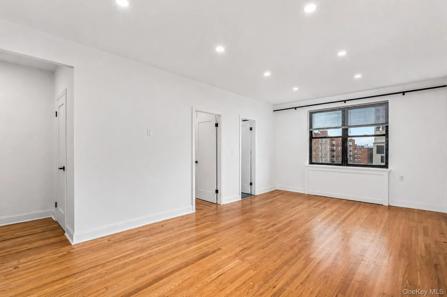 9876 Queens Boulevard, New York, NY, 2 Rooms Rooms,1 BathroomBathrooms,Residential,For Rent,Queens,0,982695 9876 Queens Boulevard, New York, NY, 2 Rooms Rooms,1 BathroomBathrooms,Residential,For Rent,Queens,0,982695