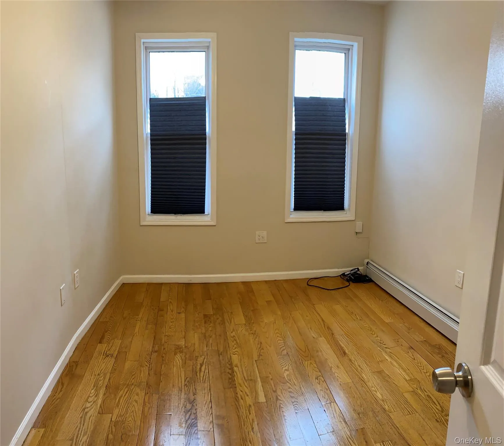 1823 Menahan Street, New York, NY, 2 Bedrooms Bedrooms, 6 Rooms Rooms,1 BathroomBathrooms,Residential Lease,For Rent,Menahan,0,982697 1823 Menahan Street, New York, NY, 2 Bedrooms Bedrooms, 6 Rooms Rooms,1 BathroomBathrooms,Residential Lease,For Rent,Menahan,0,982697