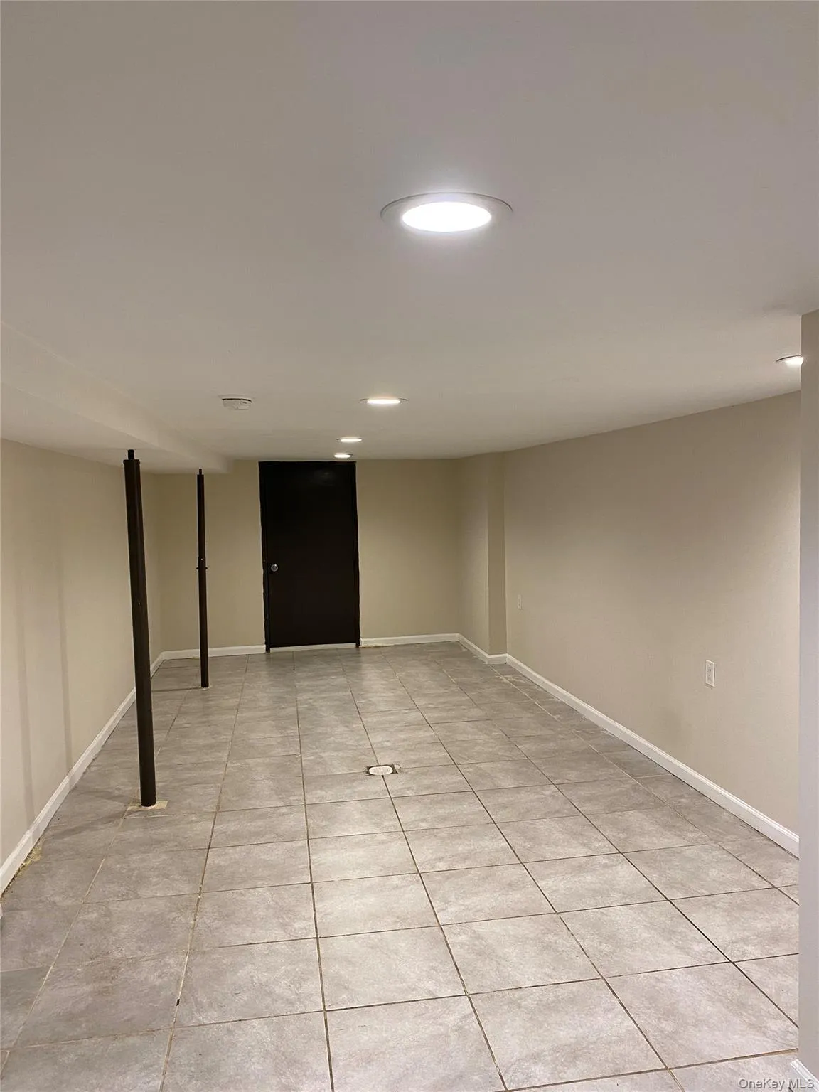 1823 Menahan Street, New York, NY, 2 Bedrooms Bedrooms, 6 Rooms Rooms,1 BathroomBathrooms,Residential Lease,For Rent,Menahan,0,982697 1823 Menahan Street, New York, NY, 2 Bedrooms Bedrooms, 6 Rooms Rooms,1 BathroomBathrooms,Residential Lease,For Rent,Menahan,0,982697