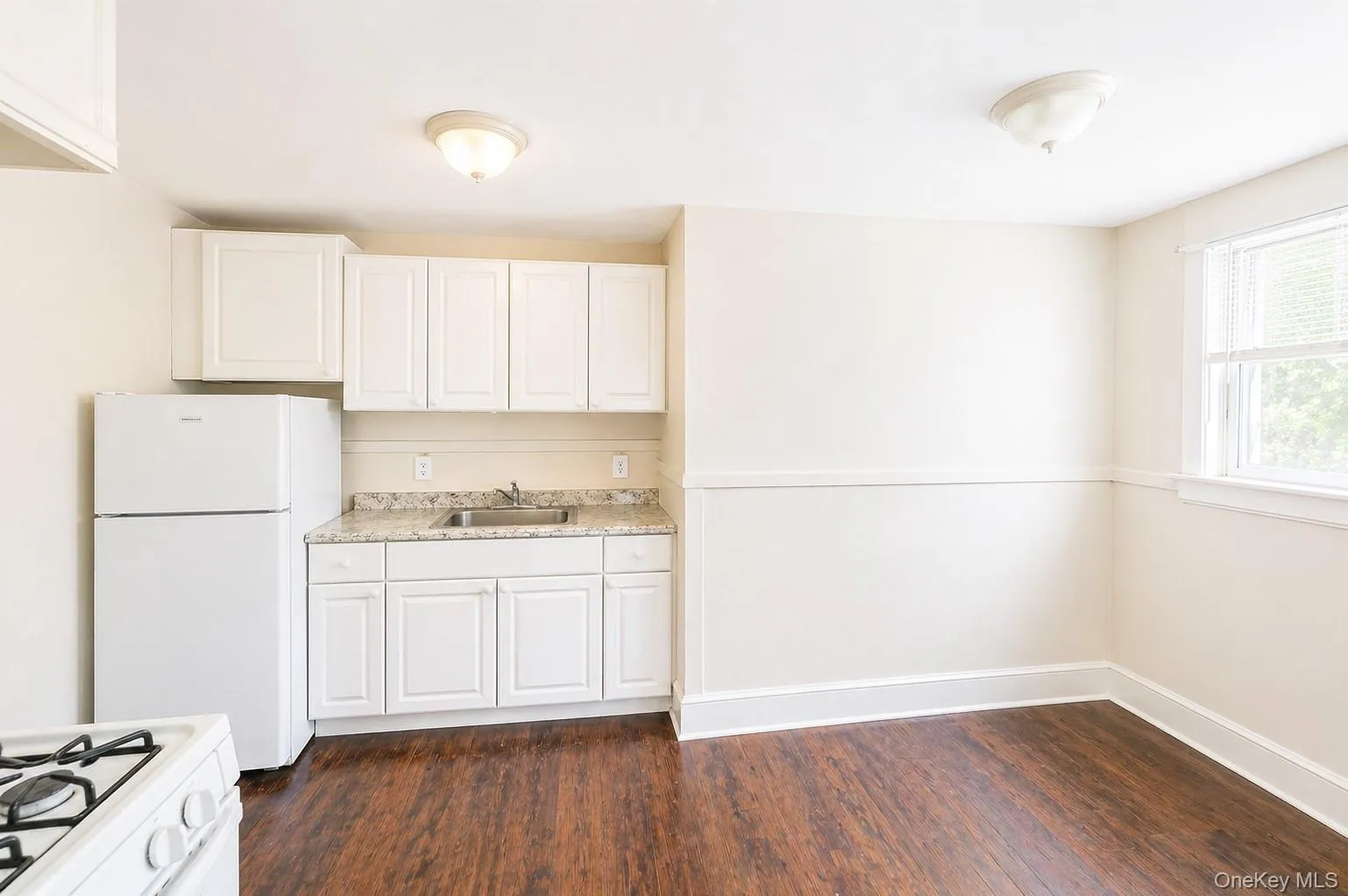 144 Mansion Street, Poughkeepsie, NY, 1 Bedroom Bedrooms, 3 Rooms Rooms,1 BathroomBathrooms,Residential Lease,For Rent,Mansion,0,982698 144 Mansion Street, Poughkeepsie, NY, 1 Bedroom Bedrooms, 3 Rooms Rooms,1 BathroomBathrooms,Residential Lease,For Rent,Mansion,0,982698