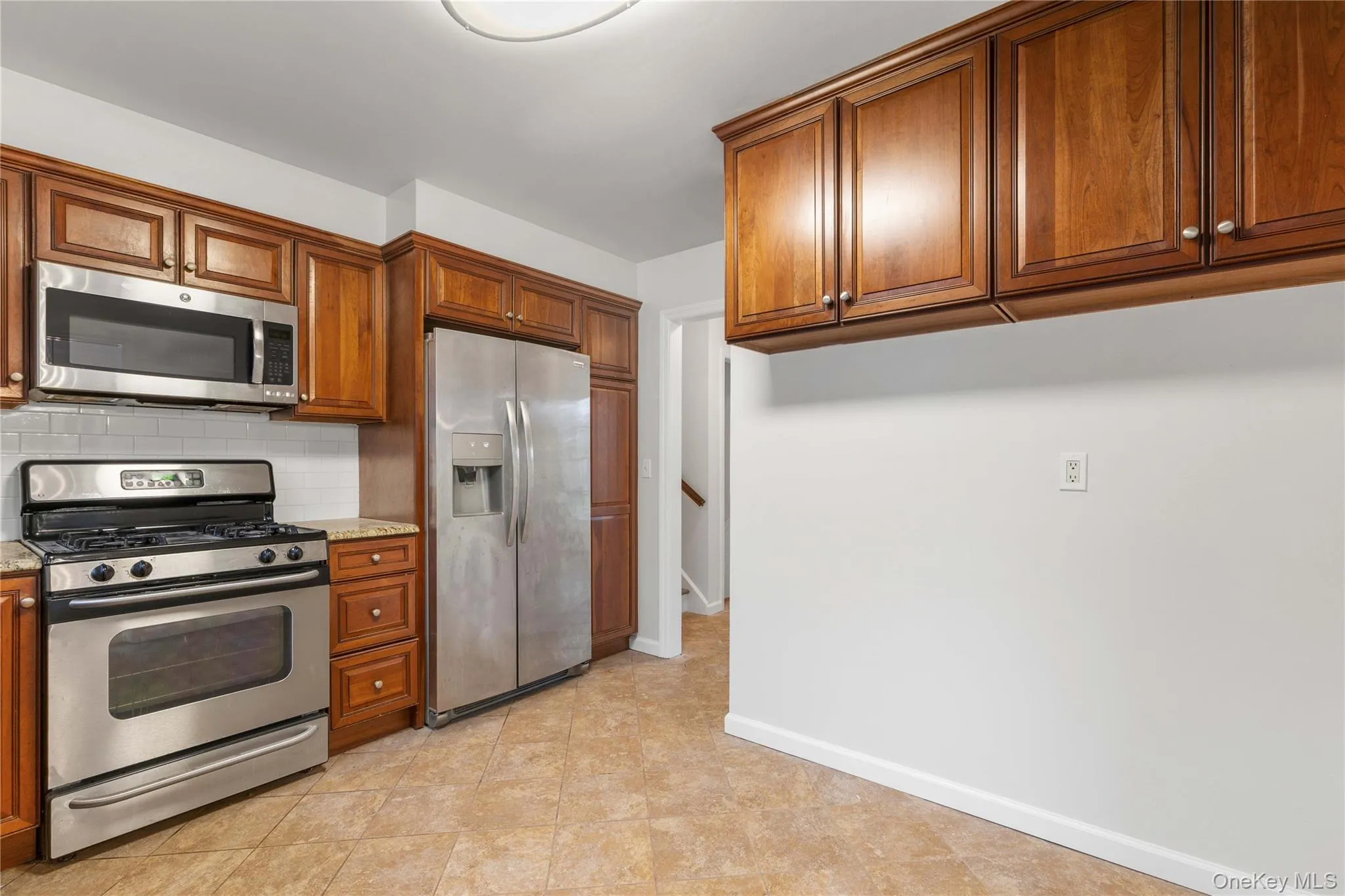 65 Reymont Avenue, Rye City, NY, 3 Bedrooms Bedrooms, 7 Rooms Rooms,2 BathroomsBathrooms,Residential Lease,For Rent,Reymont,0,982705 65 Reymont Avenue, Rye City, NY, 3 Bedrooms Bedrooms, 7 Rooms Rooms,2 BathroomsBathrooms,Residential Lease,For Rent,Reymont,0,982705