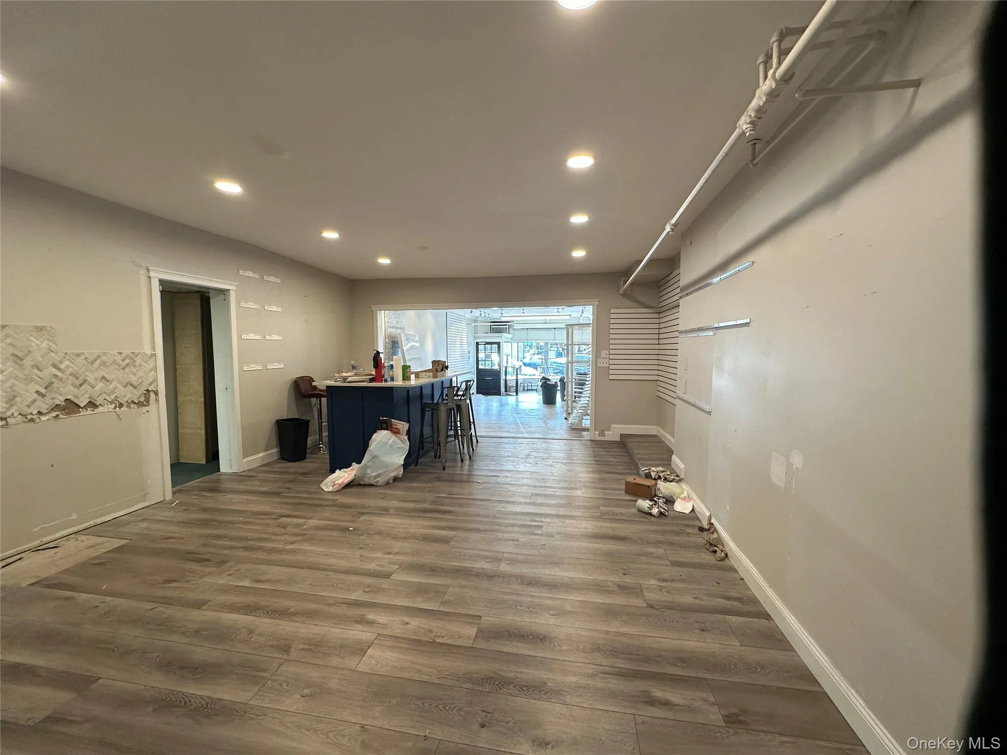 101 Main Street, Huntington, NY, ,Commercial Lease,For Rent,Main,0,982721 101 Main Street, Huntington, NY, ,Commercial Lease,For Rent,Main,0,982721