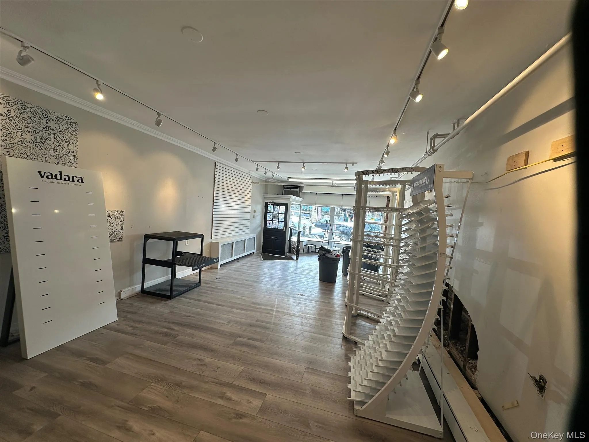 101 Main Street, Huntington, NY, ,Commercial Lease,For Rent,Main,0,982721 101 Main Street, Huntington, NY, ,Commercial Lease,For Rent,Main,0,982721