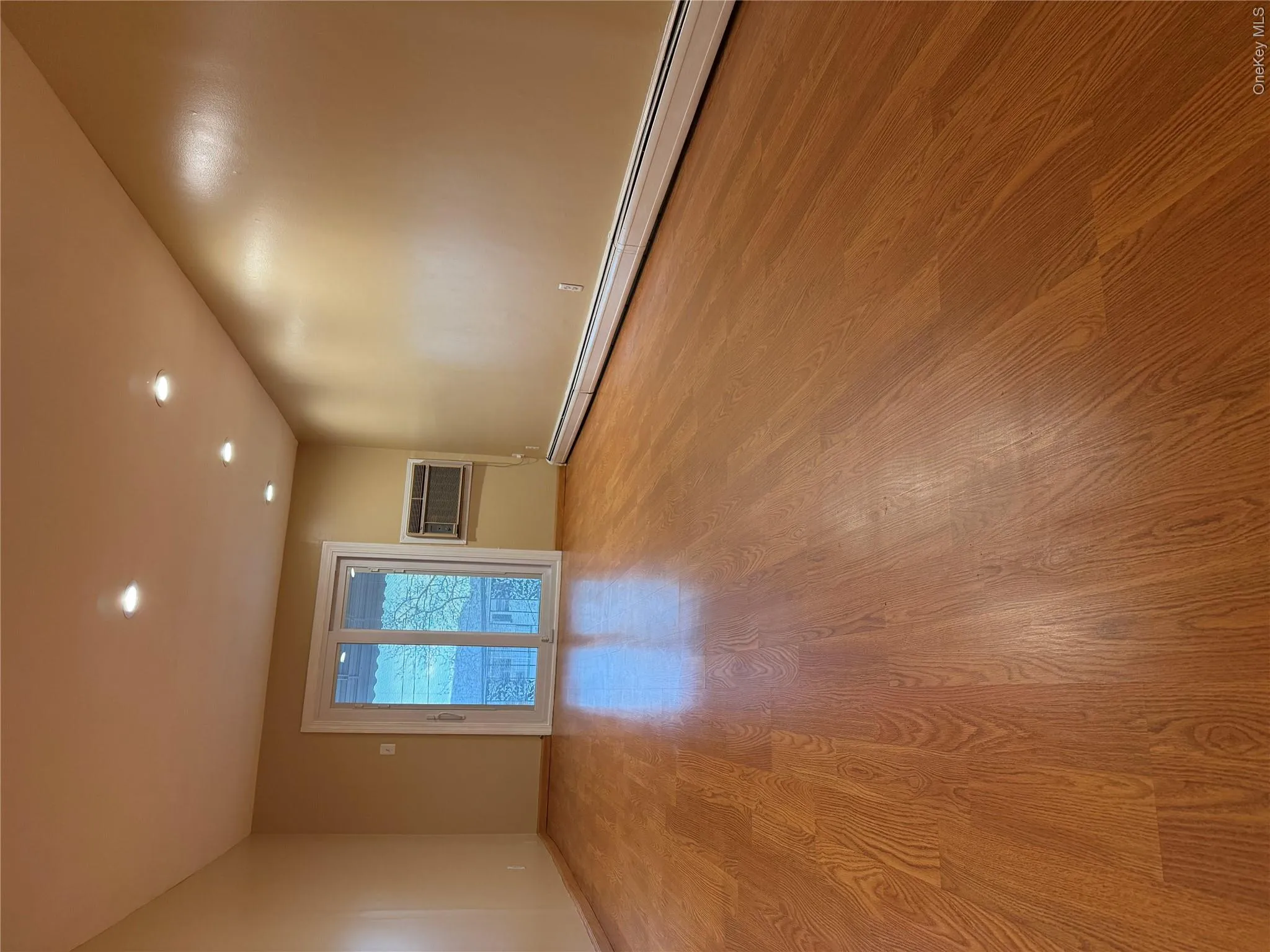 83-13 149th Avenue, New York, NY, 3 Bedrooms Bedrooms, 6 Rooms Rooms,1 BathroomBathrooms,Residential Lease,For Rent,149th,0,982733 83-13 149th Avenue, New York, NY, 3 Bedrooms Bedrooms, 6 Rooms Rooms,1 BathroomBathrooms,Residential Lease,For Rent,149th,0,982733