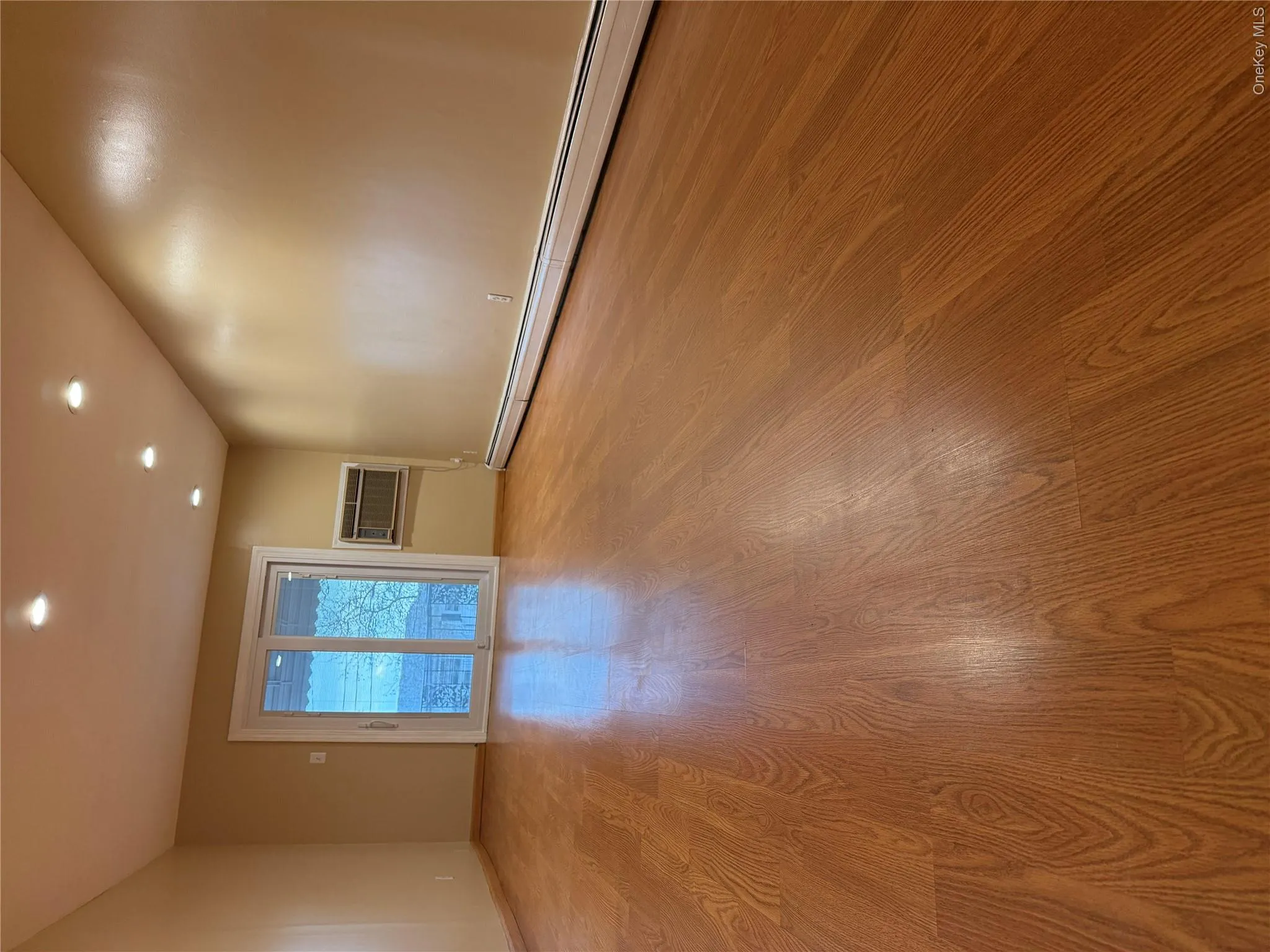 83-13 149th Avenue, New York, NY, 3 Bedrooms Bedrooms, 6 Rooms Rooms,1 BathroomBathrooms,Residential Lease,For Rent,149th,0,982733 83-13 149th Avenue, New York, NY, 3 Bedrooms Bedrooms, 6 Rooms Rooms,1 BathroomBathrooms,Residential Lease,For Rent,149th,0,982733