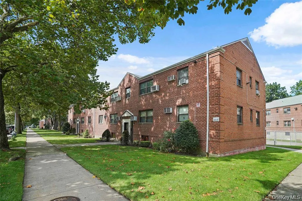 90-55 Shore Parkway, New York, NY, 3 Bedrooms Bedrooms, 5 Rooms Rooms,1 BathroomBathrooms,Residential,For Rent,Shore,0,982744 90-55 Shore Parkway, New York, NY, 3 Bedrooms Bedrooms, 5 Rooms Rooms,1 BathroomBathrooms,Residential,For Rent,Shore,0,982744