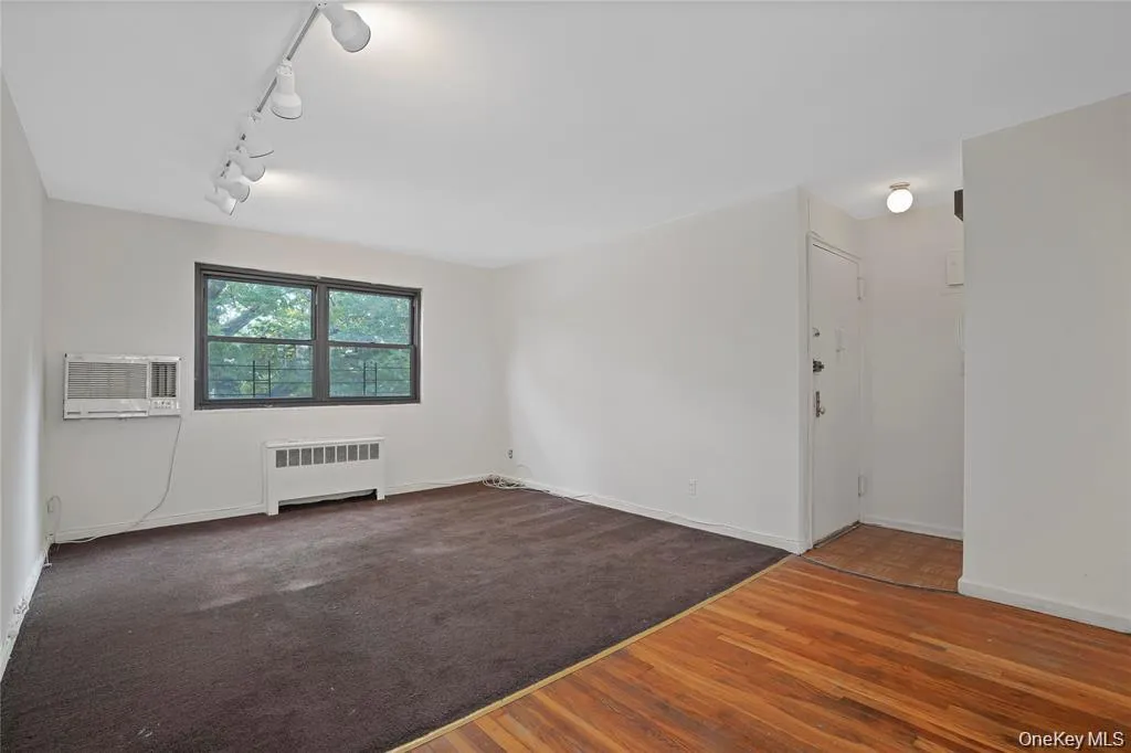 90-55 Shore Parkway, New York, NY, 3 Bedrooms Bedrooms, 5 Rooms Rooms,1 BathroomBathrooms,Residential,For Rent,Shore,0,982744 90-55 Shore Parkway, New York, NY, 3 Bedrooms Bedrooms, 5 Rooms Rooms,1 BathroomBathrooms,Residential,For Rent,Shore,0,982744