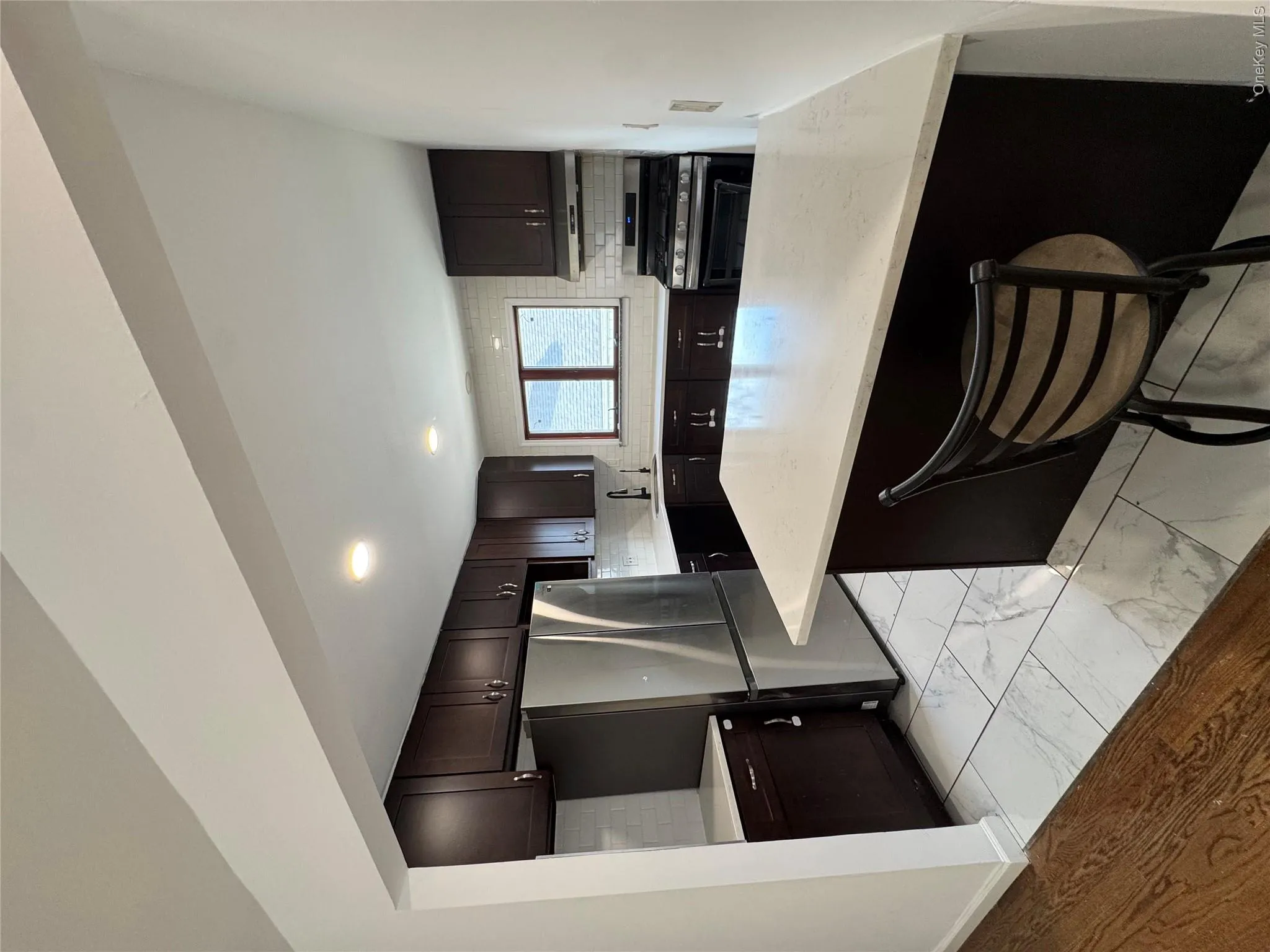 Large Kitchen Large Kitchen