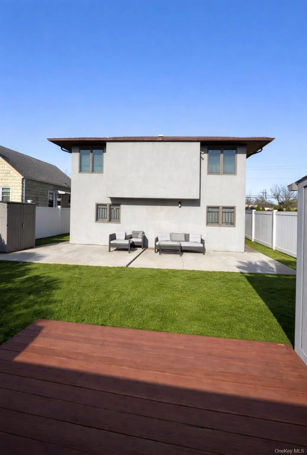 Sprawling Backyard... Sprawling Backyard...