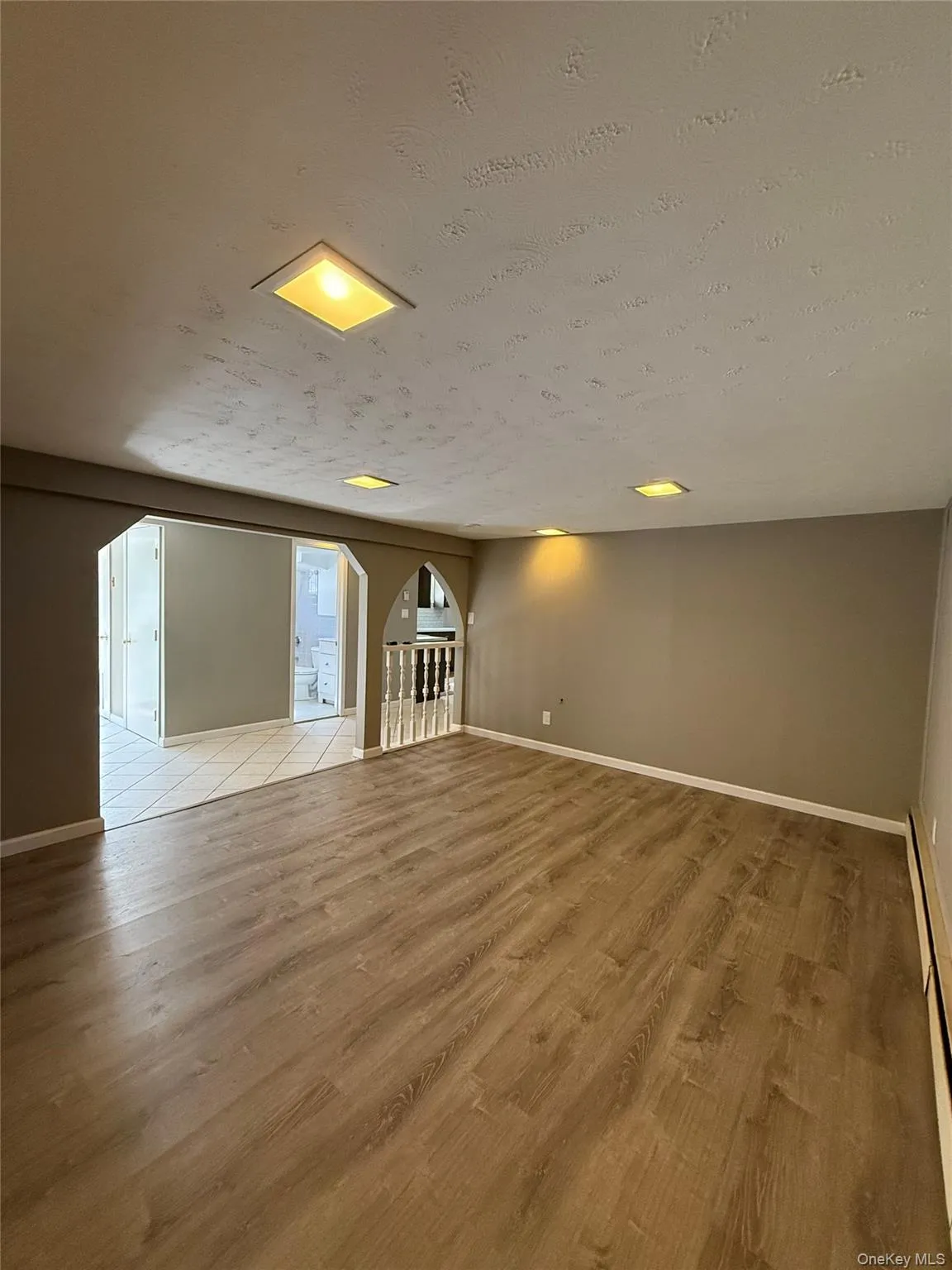 60 Wheatfield Lane, Huntington, NY, 1 Bedroom Bedrooms, 10 Rooms Rooms,1 BathroomBathrooms,Residential Lease,For Rent,Wheatfield,0,982748 60 Wheatfield Lane, Huntington, NY, 1 Bedroom Bedrooms, 10 Rooms Rooms,1 BathroomBathrooms,Residential Lease,For Rent,Wheatfield,0,982748