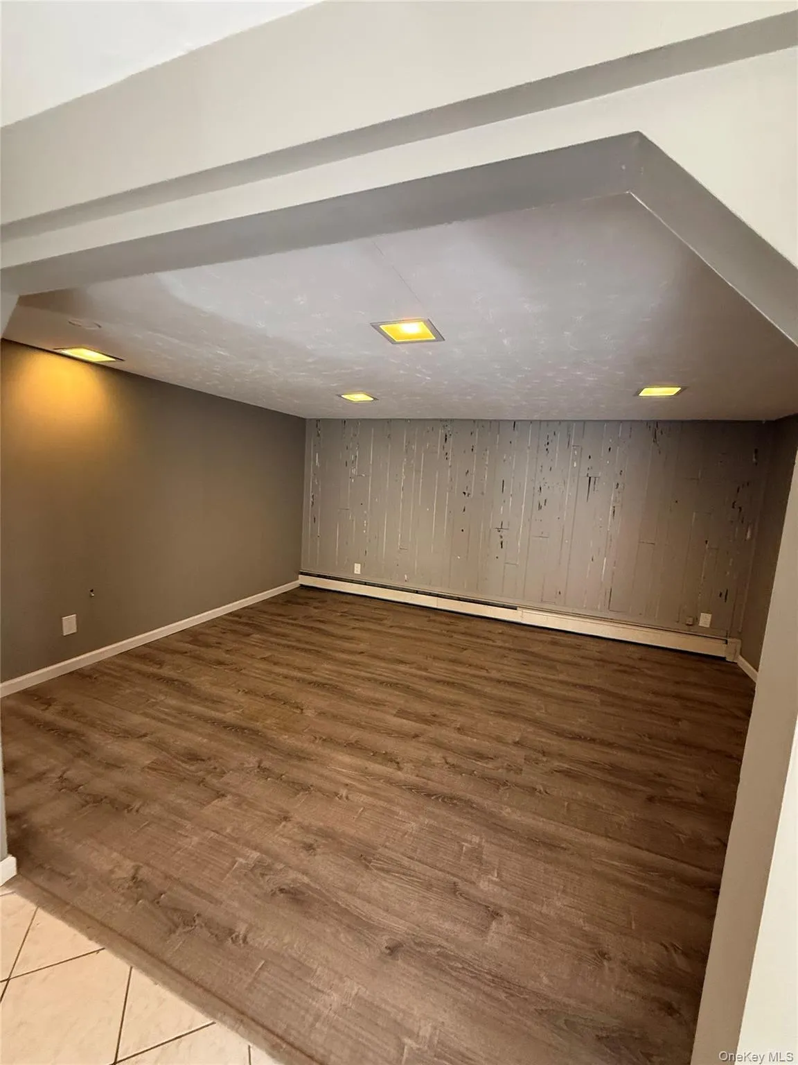 60 Wheatfield Lane, Huntington, NY, 1 Bedroom Bedrooms, 10 Rooms Rooms,1 BathroomBathrooms,Residential Lease,For Rent,Wheatfield,0,982748 60 Wheatfield Lane, Huntington, NY, 1 Bedroom Bedrooms, 10 Rooms Rooms,1 BathroomBathrooms,Residential Lease,For Rent,Wheatfield,0,982748