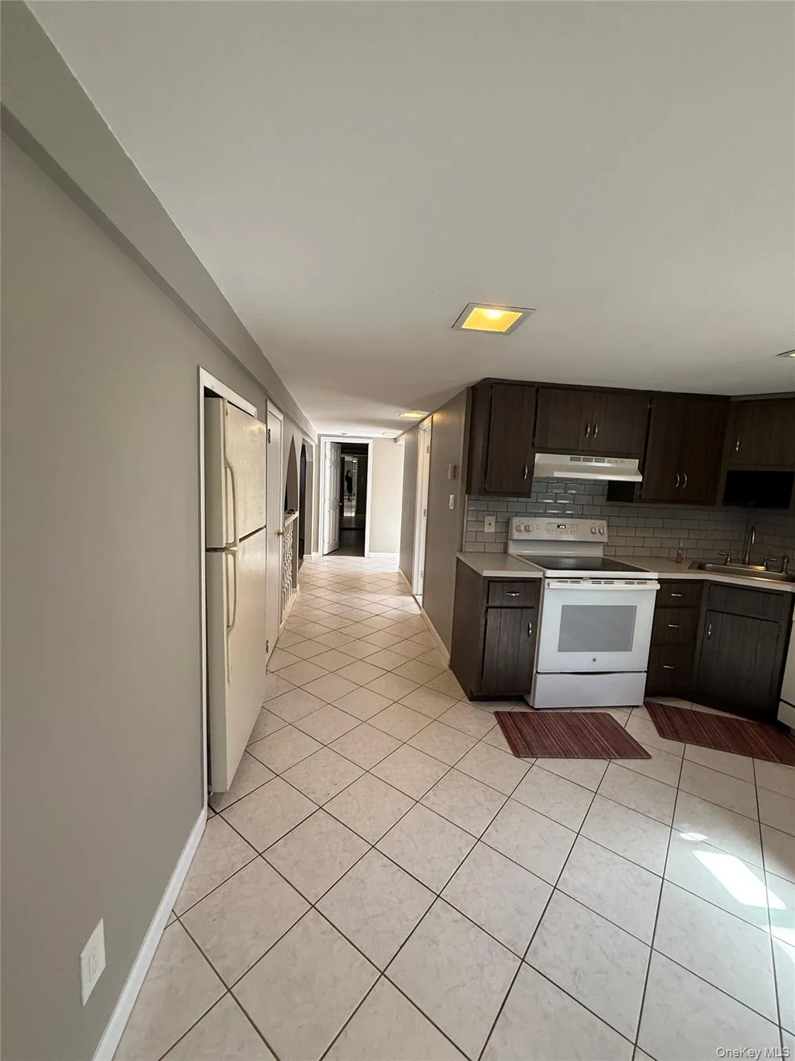 60 Wheatfield Lane, Huntington, NY, 1 Bedroom Bedrooms, 10 Rooms Rooms,1 BathroomBathrooms,Residential Lease,For Rent,Wheatfield,0,982748 60 Wheatfield Lane, Huntington, NY, 1 Bedroom Bedrooms, 10 Rooms Rooms,1 BathroomBathrooms,Residential Lease,For Rent,Wheatfield,0,982748