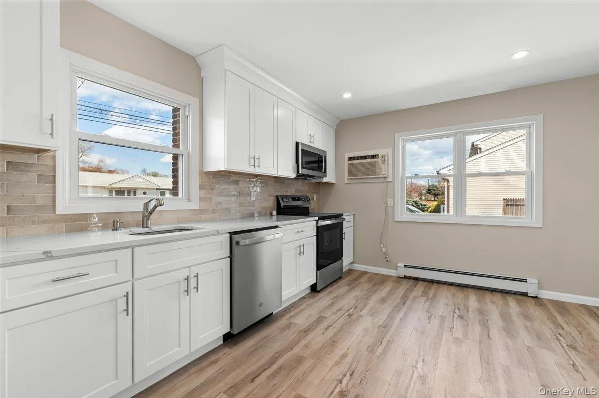 1461 10th Street, West Babylon, NY, 4 Bedrooms Bedrooms, 9 Rooms Rooms,2 BathroomsBathrooms,Residential Lease,For Rent,10th,0,982766 1461 10th Street, West Babylon, NY, 4 Bedrooms Bedrooms, 9 Rooms Rooms,2 BathroomsBathrooms,Residential Lease,For Rent,10th,0,982766