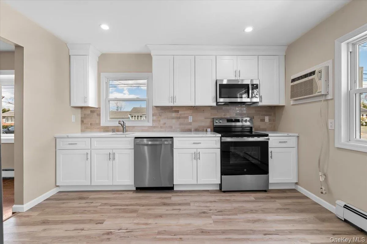 1461 10th Street, West Babylon, NY, 4 Bedrooms Bedrooms, 9 Rooms Rooms,2 BathroomsBathrooms,Residential Lease,For Rent,10th,0,982766 1461 10th Street, West Babylon, NY, 4 Bedrooms Bedrooms, 9 Rooms Rooms,2 BathroomsBathrooms,Residential Lease,For Rent,10th,0,982766