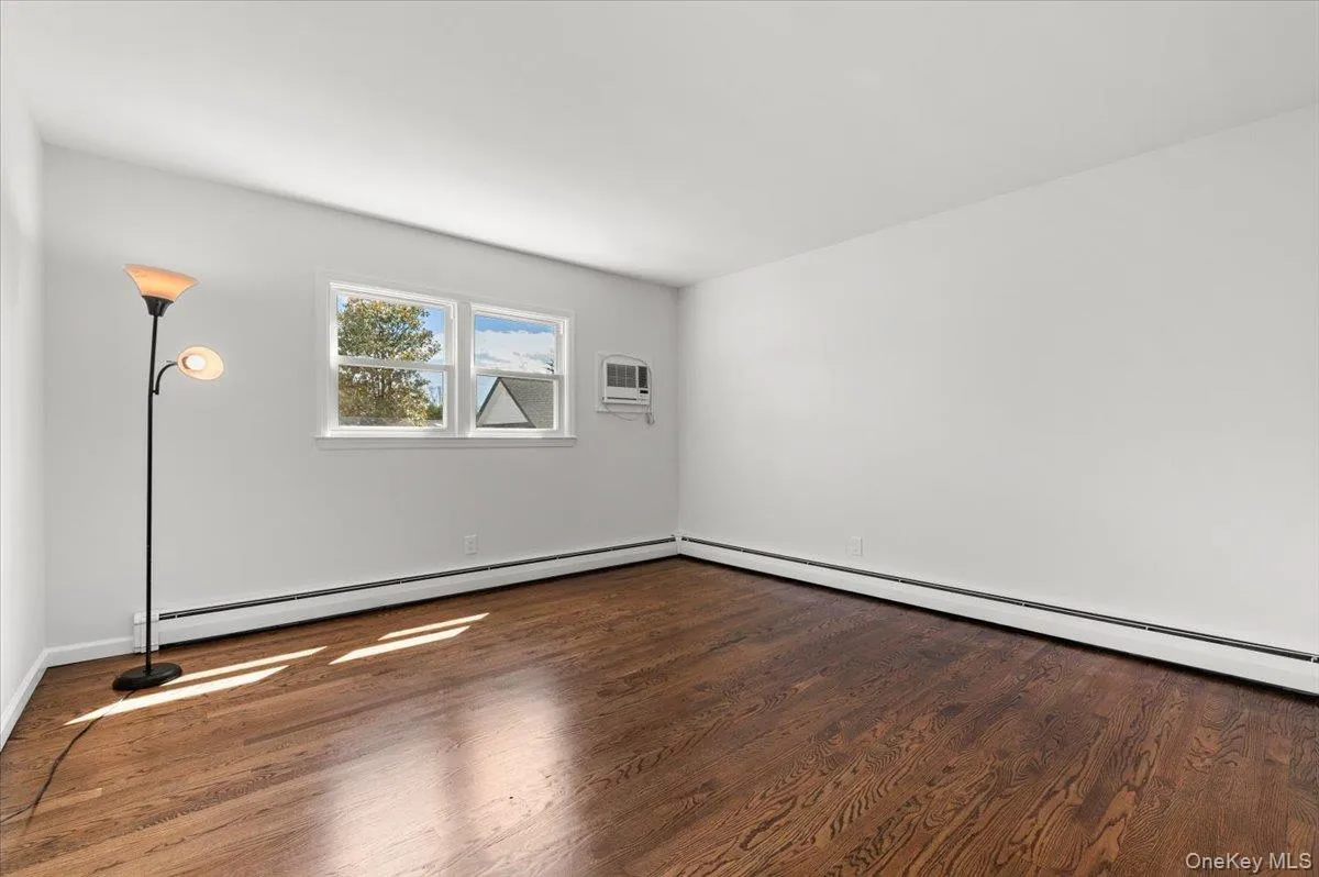 1461 10th Street, West Babylon, NY, 4 Bedrooms Bedrooms, 9 Rooms Rooms,2 BathroomsBathrooms,Residential Lease,For Rent,10th,0,982766 1461 10th Street, West Babylon, NY, 4 Bedrooms Bedrooms, 9 Rooms Rooms,2 BathroomsBathrooms,Residential Lease,For Rent,10th,0,982766