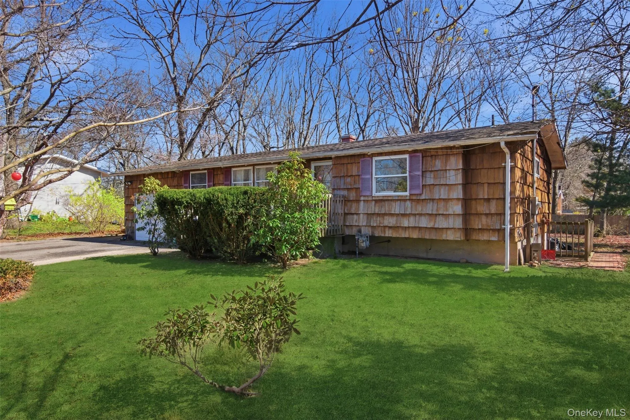30 Lodge Lane, Brookhaven, NY, 4 Bedrooms Bedrooms, 7 Rooms Rooms,3 BathroomsBathrooms,Residential,For Rent,Lodge,0,982774 30 Lodge Lane, Brookhaven, NY, 4 Bedrooms Bedrooms, 7 Rooms Rooms,3 BathroomsBathrooms,Residential,For Rent,Lodge,0,982774