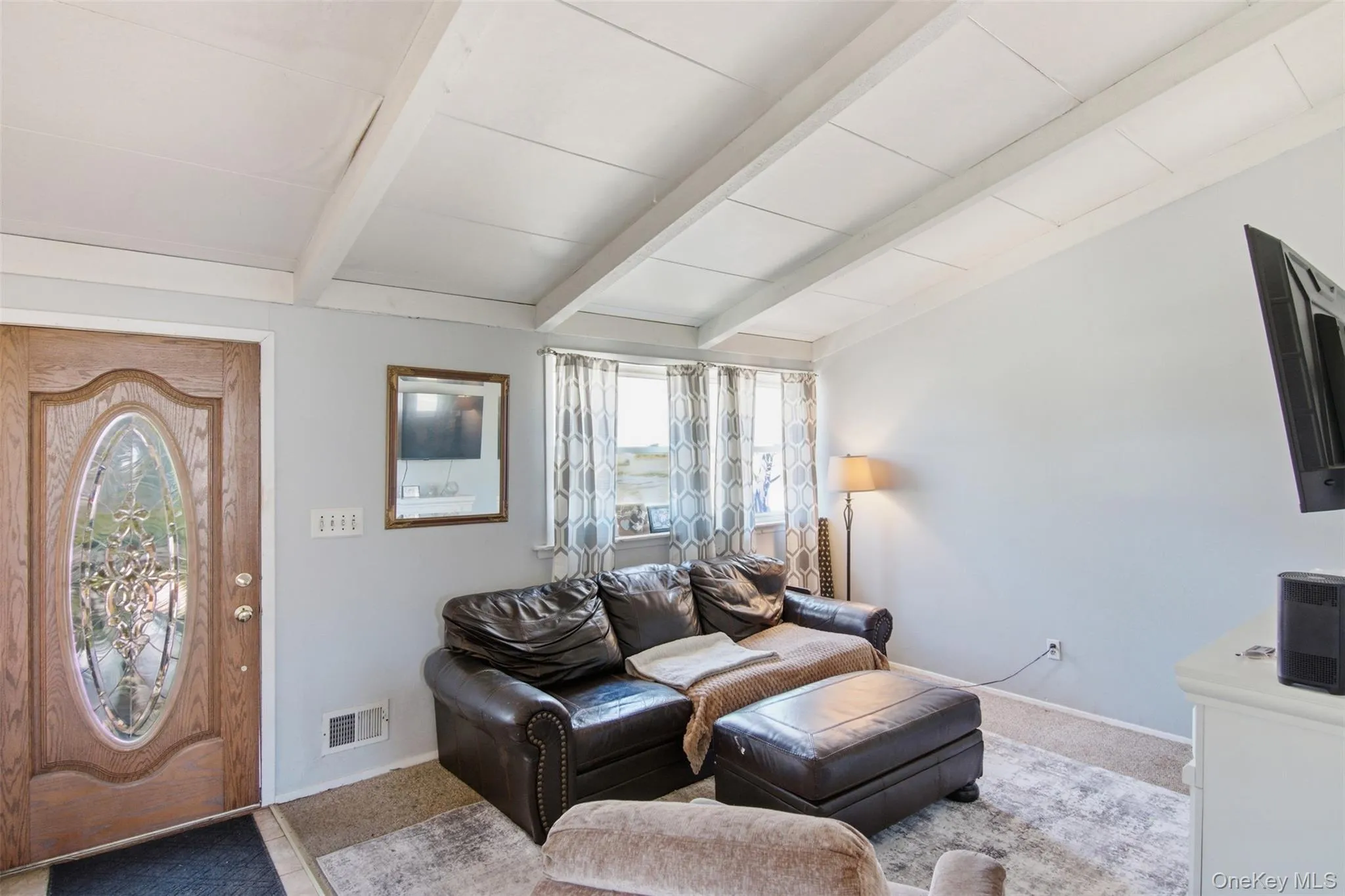 30 Lodge Lane, Brookhaven, NY, 4 Bedrooms Bedrooms, 7 Rooms Rooms,3 BathroomsBathrooms,Residential,For Rent,Lodge,0,982774 30 Lodge Lane, Brookhaven, NY, 4 Bedrooms Bedrooms, 7 Rooms Rooms,3 BathroomsBathrooms,Residential,For Rent,Lodge,0,982774