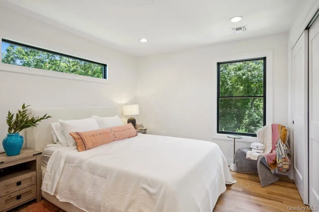 4 Squaw Road, East Hampton, New York 11937