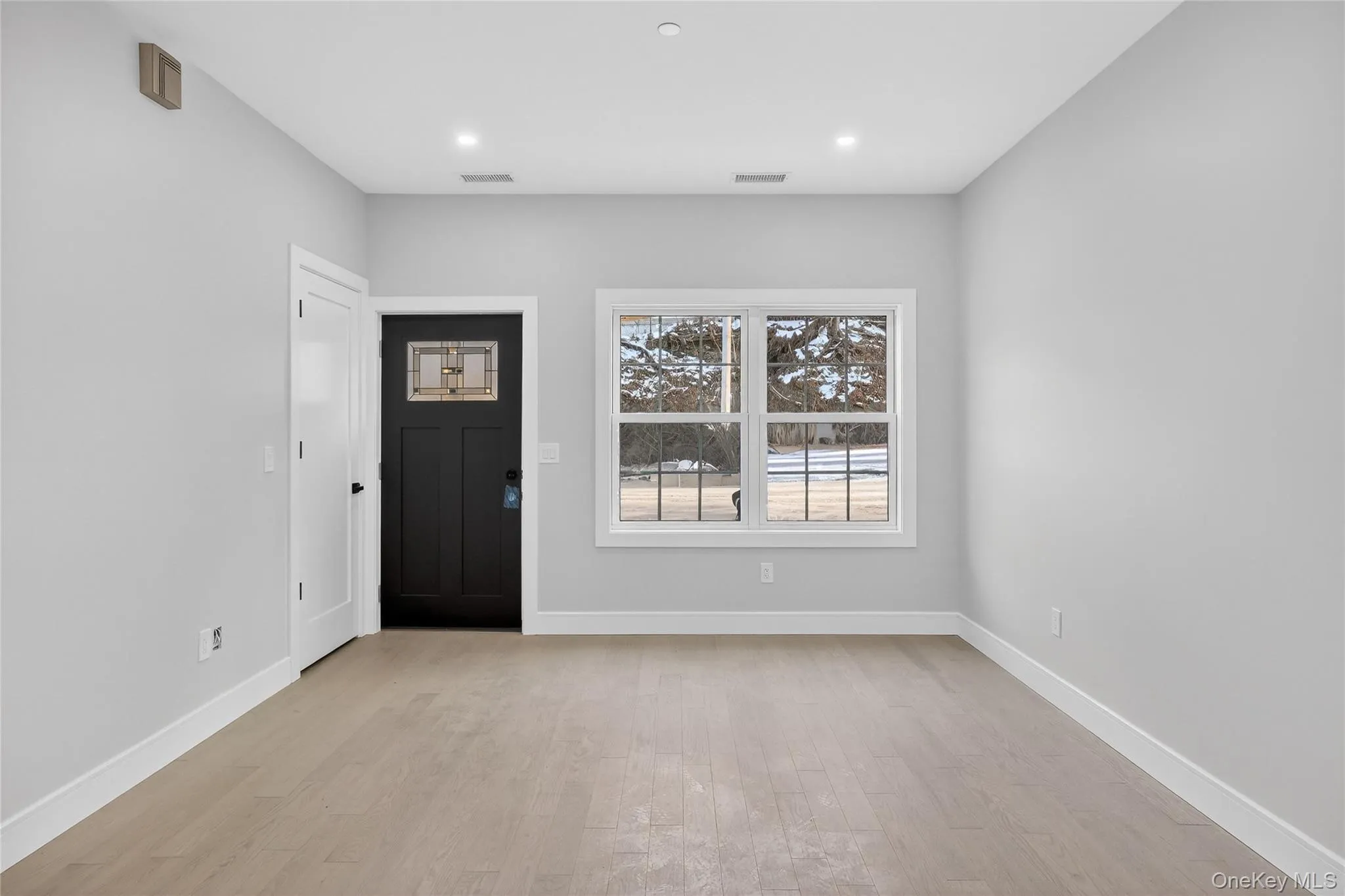 10 Market Street, Wappinger, NY, 2 Bedrooms Bedrooms, 6 Rooms Rooms,2 BathroomsBathrooms,Residential Lease,For Rent,Market,0,982790 10 Market Street, Wappinger, NY, 2 Bedrooms Bedrooms, 6 Rooms Rooms,2 BathroomsBathrooms,Residential Lease,For Rent,Market,0,982790