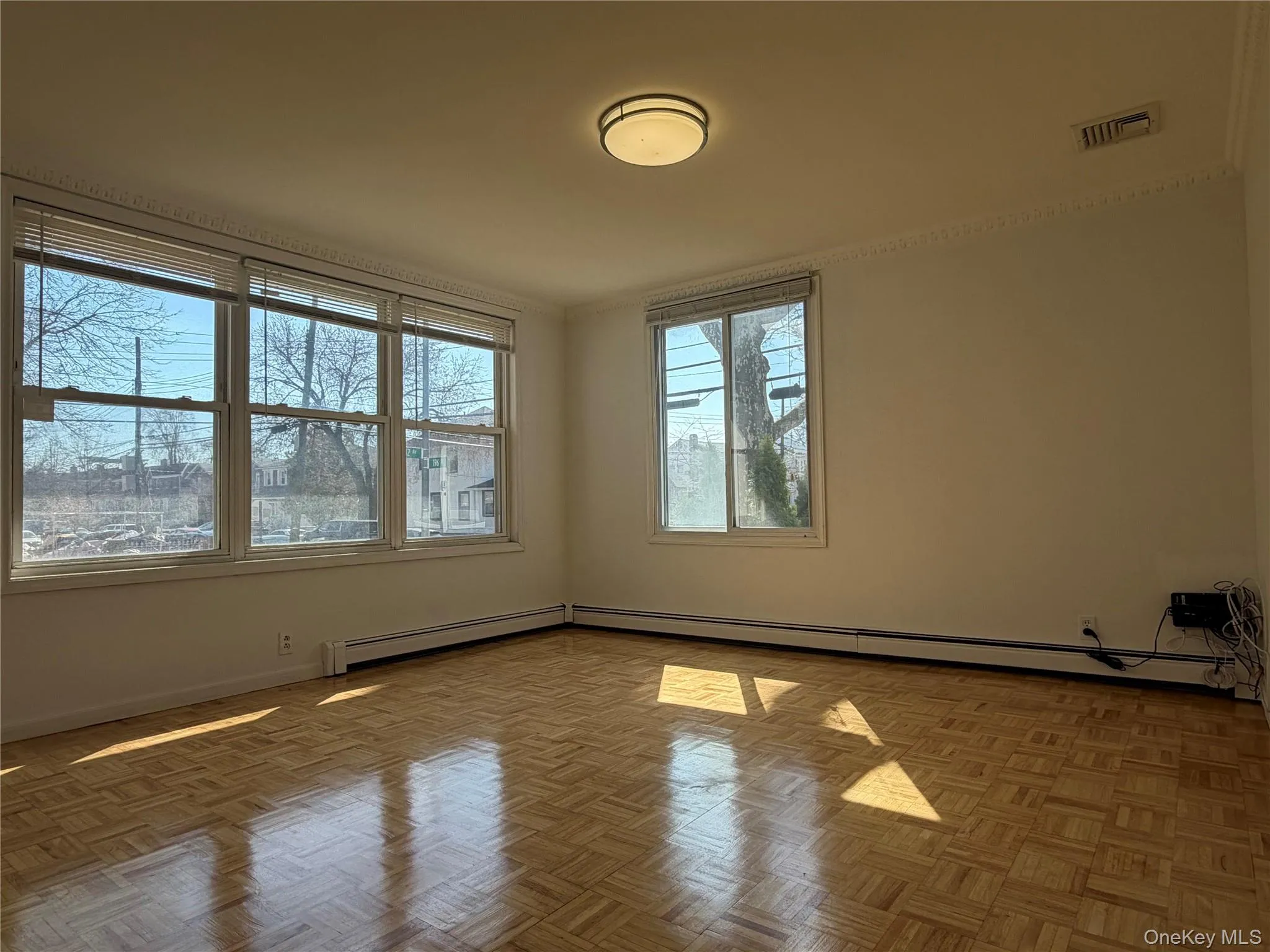 196-03 42nd Avenue, New York, NY, 3 Bedrooms Bedrooms, 5 Rooms Rooms,1 BathroomBathrooms,Residential Lease,For Rent,42nd,0,982806 196-03 42nd Avenue, New York, NY, 3 Bedrooms Bedrooms, 5 Rooms Rooms,1 BathroomBathrooms,Residential Lease,For Rent,42nd,0,982806