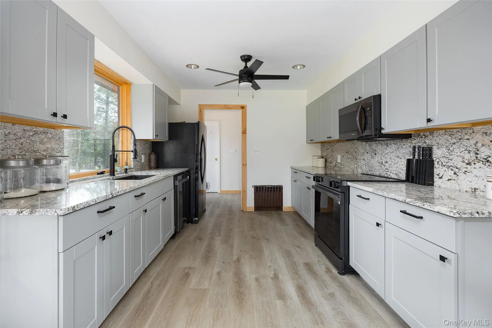 6652 State Route 42, Fallsburg, NY, 3 Bedrooms Bedrooms, 8 Rooms Rooms,2 BathroomsBathrooms,Residential Sale,For Rent,State Route 42,0,982817 6652 State Route 42, Fallsburg, NY, 3 Bedrooms Bedrooms, 8 Rooms Rooms,2 BathroomsBathrooms,Residential Sale,For Rent,State Route 42,0,982817