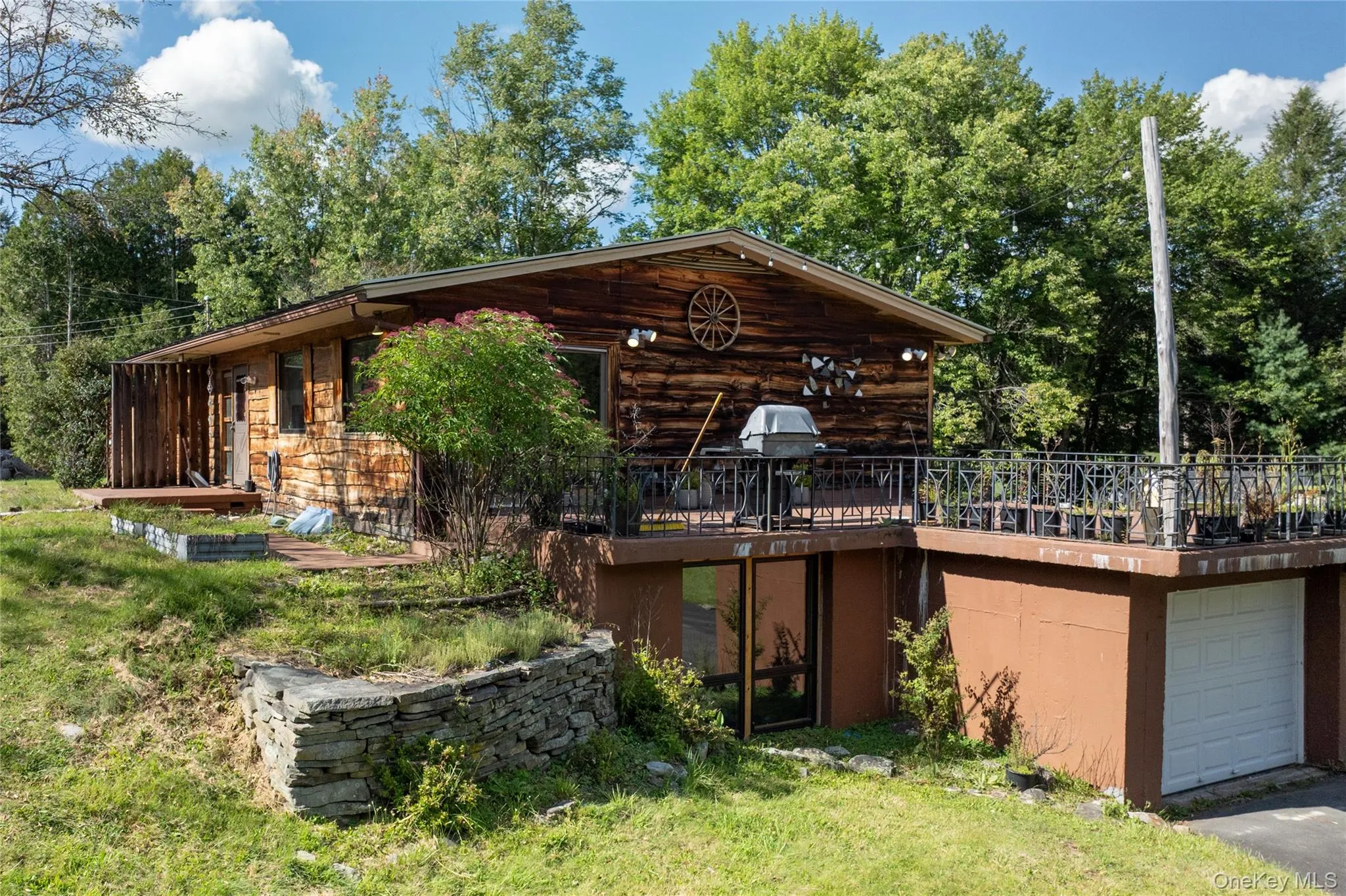 6652 State Route 42, Fallsburg, NY, 3 Bedrooms Bedrooms, 8 Rooms Rooms,2 BathroomsBathrooms,Residential,For Rent,State Route 42,0,982817 6652 State Route 42, Fallsburg, NY, 3 Bedrooms Bedrooms, 8 Rooms Rooms,2 BathroomsBathrooms,Residential,For Rent,State Route 42,0,982817