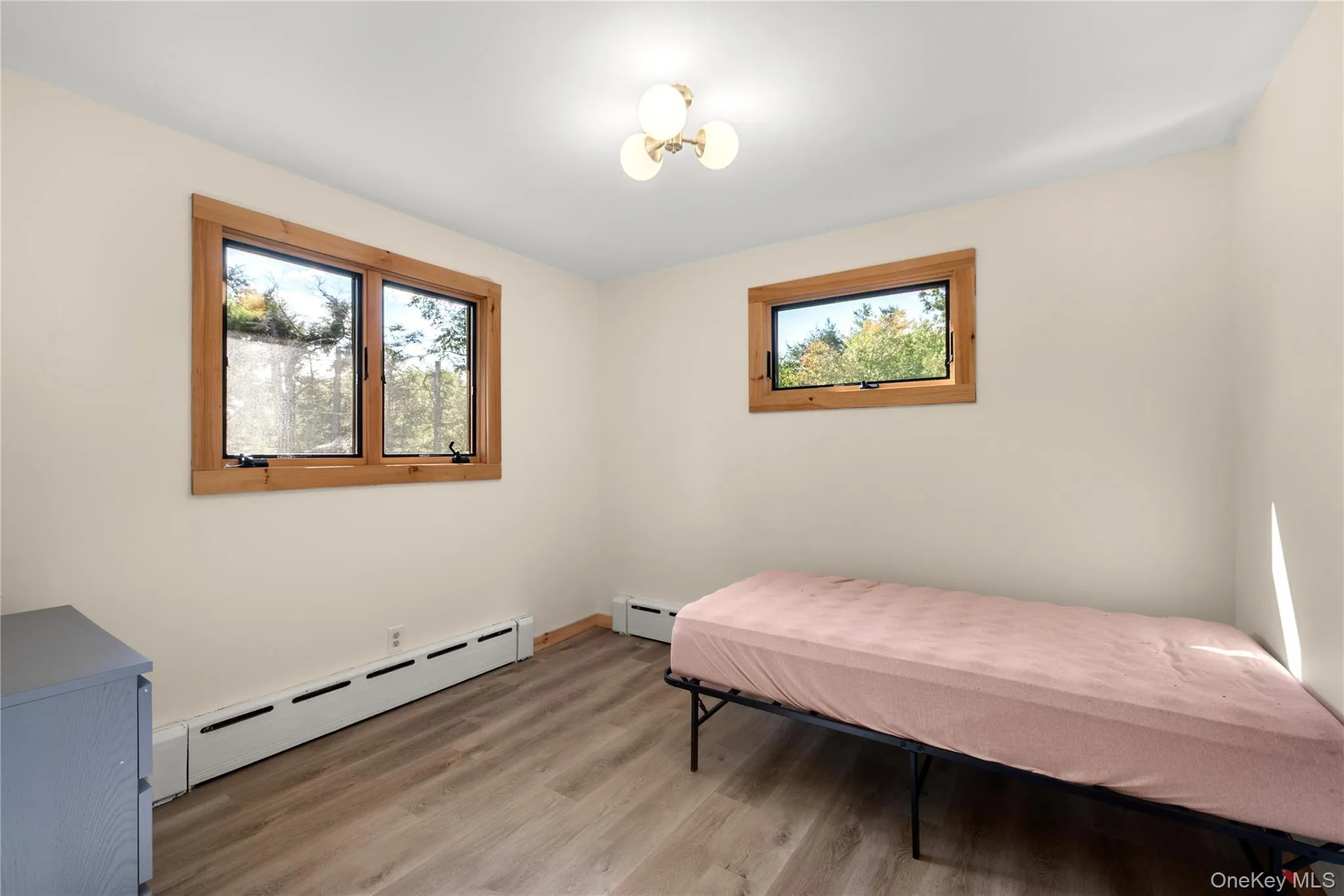 6652 State Route 42, Fallsburg, NY, 3 Bedrooms Bedrooms, 8 Rooms Rooms,2 BathroomsBathrooms,Residential,For Rent,State Route 42,0,982817 6652 State Route 42, Fallsburg, NY, 3 Bedrooms Bedrooms, 8 Rooms Rooms,2 BathroomsBathrooms,Residential,For Rent,State Route 42,0,982817