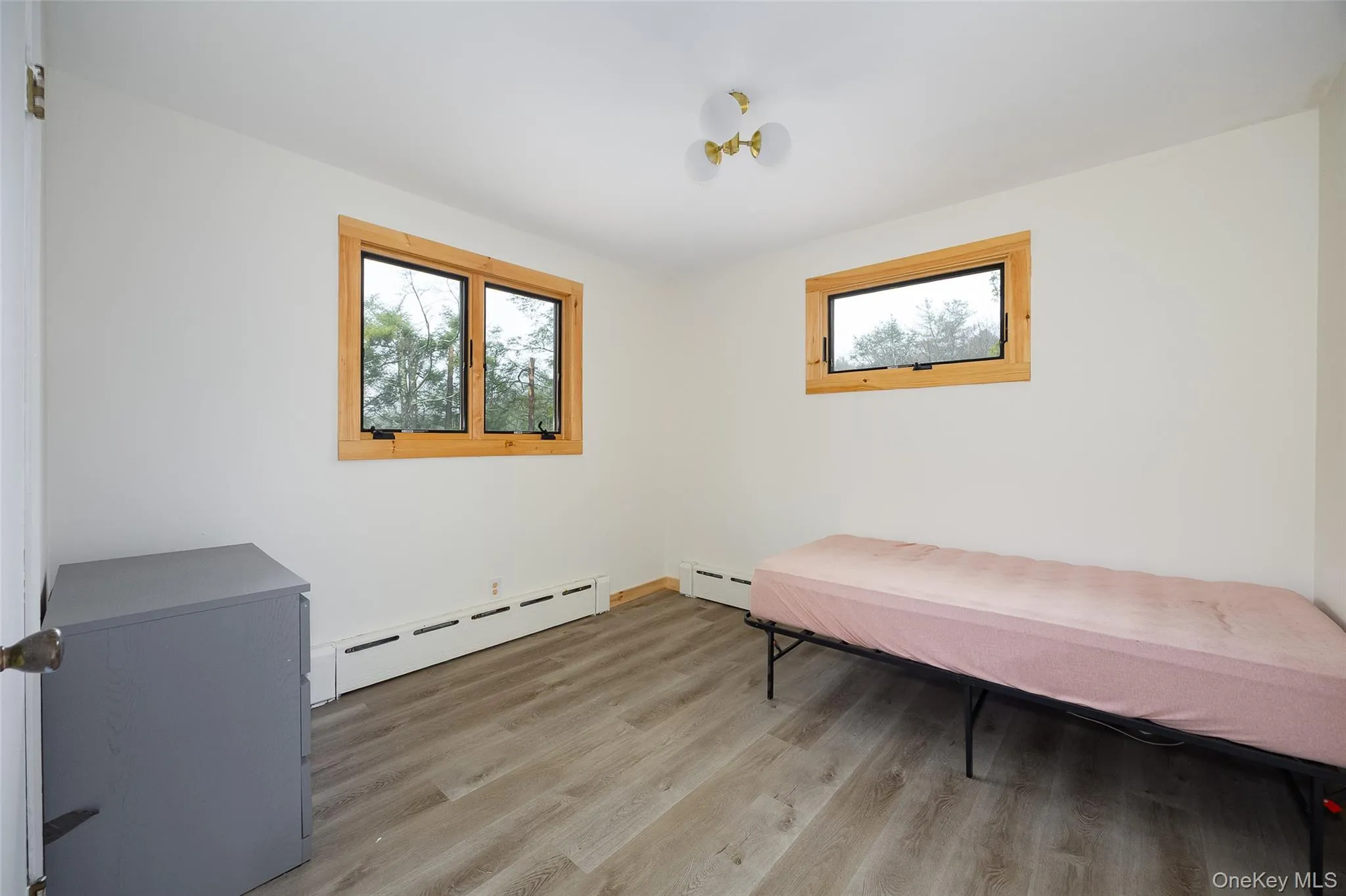 6652 State Route 42, Fallsburg, NY, 3 Bedrooms Bedrooms, 8 Rooms Rooms,2 BathroomsBathrooms,Residential Sale,For Rent,State Route 42,0,982817 6652 State Route 42, Fallsburg, NY, 3 Bedrooms Bedrooms, 8 Rooms Rooms,2 BathroomsBathrooms,Residential Sale,For Rent,State Route 42,0,982817